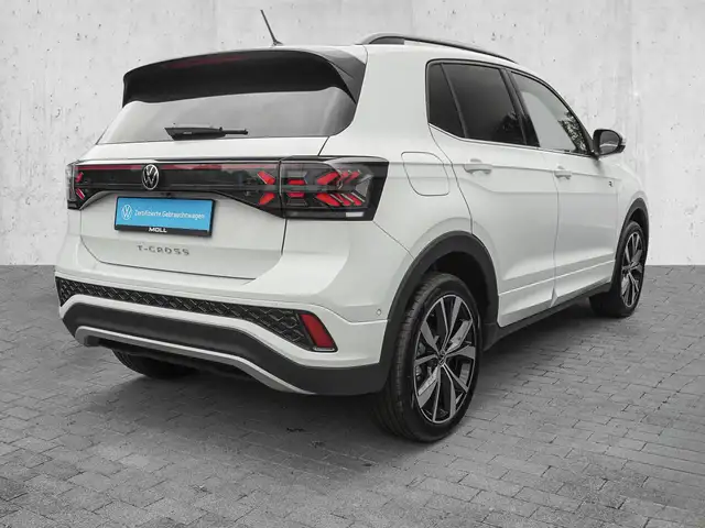 Volkswagen T-Cross view 4