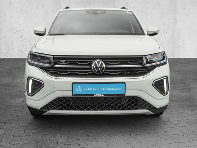 Volkswagen T-Cross view 3