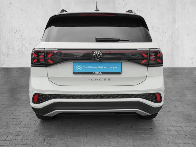 Volkswagen T-Cross view 5