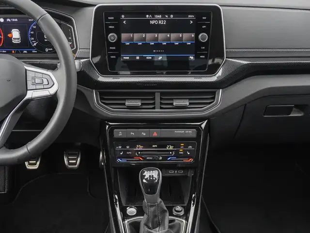 Volkswagen T-Cross view 11
