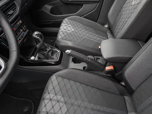 Volkswagen T-Cross view 15