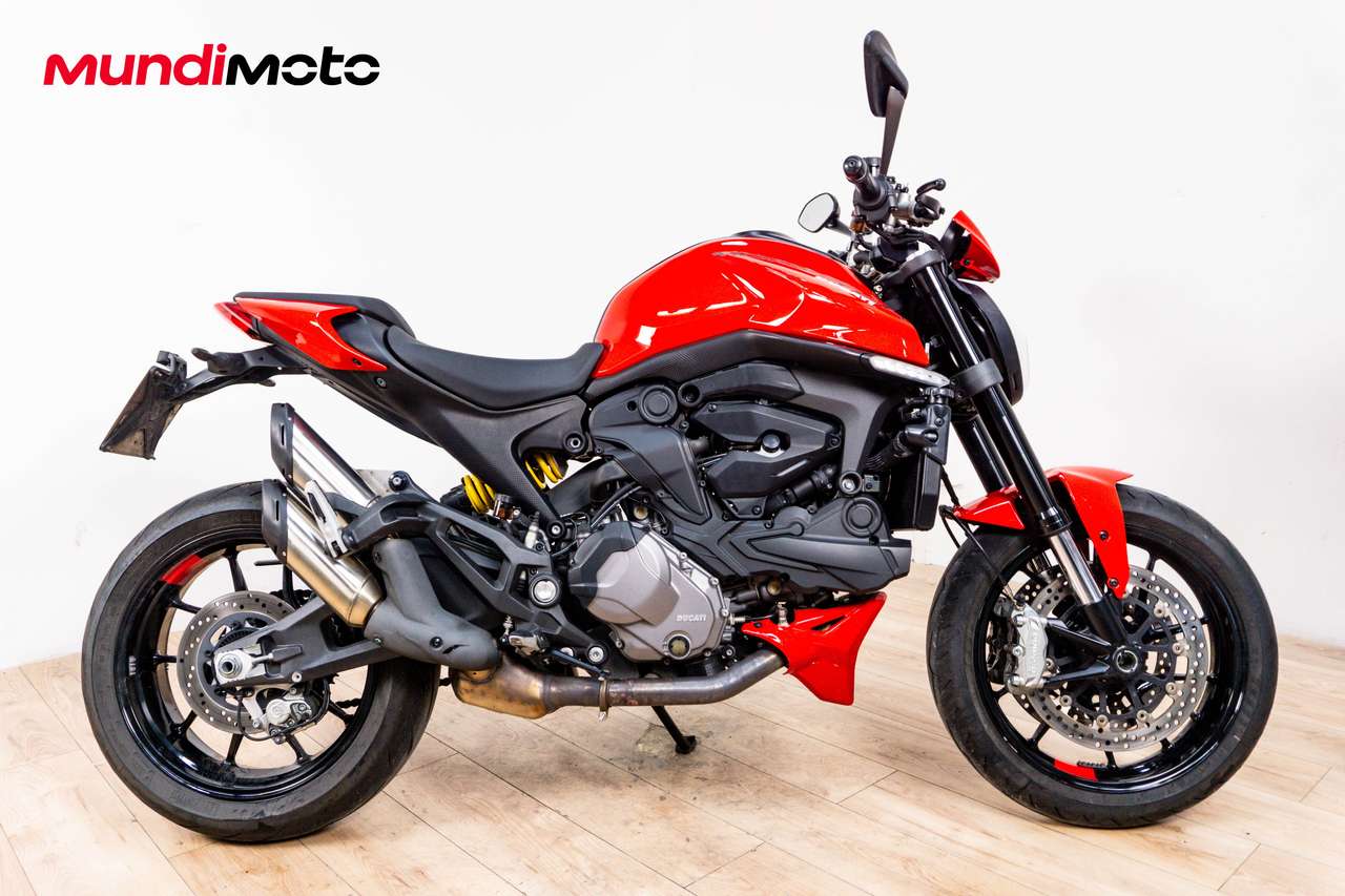 Ducati Monster 937