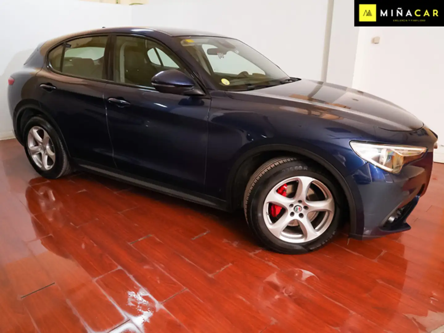 Alfa Romeo Stelvio 2.2 Super RWD Aut. 150 Azul - 2