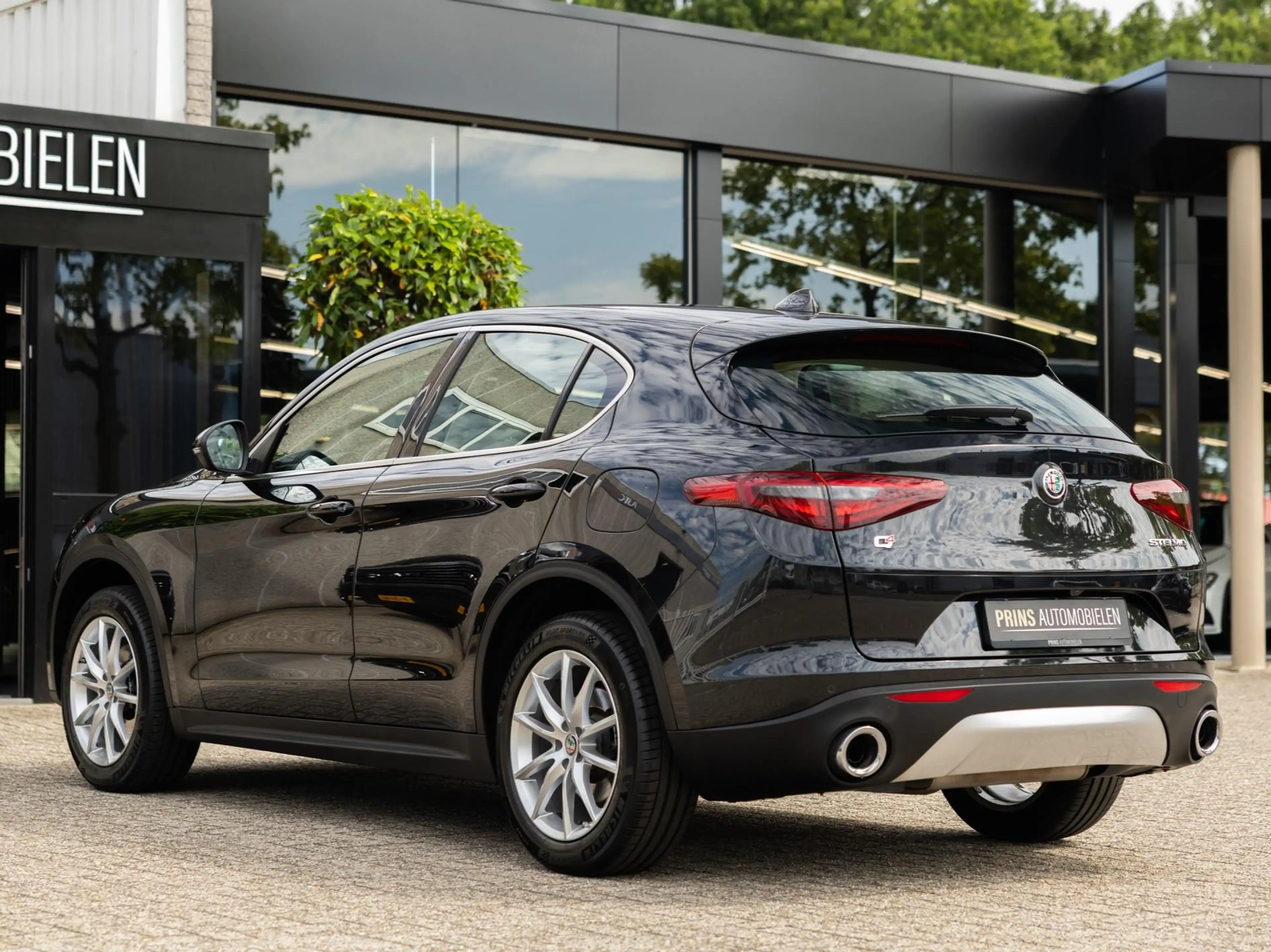 Alfa Romeo Stelvio 2.0 T Q4 Luxury|1e Eig|Carplay|Camera|Keyless — photo 8