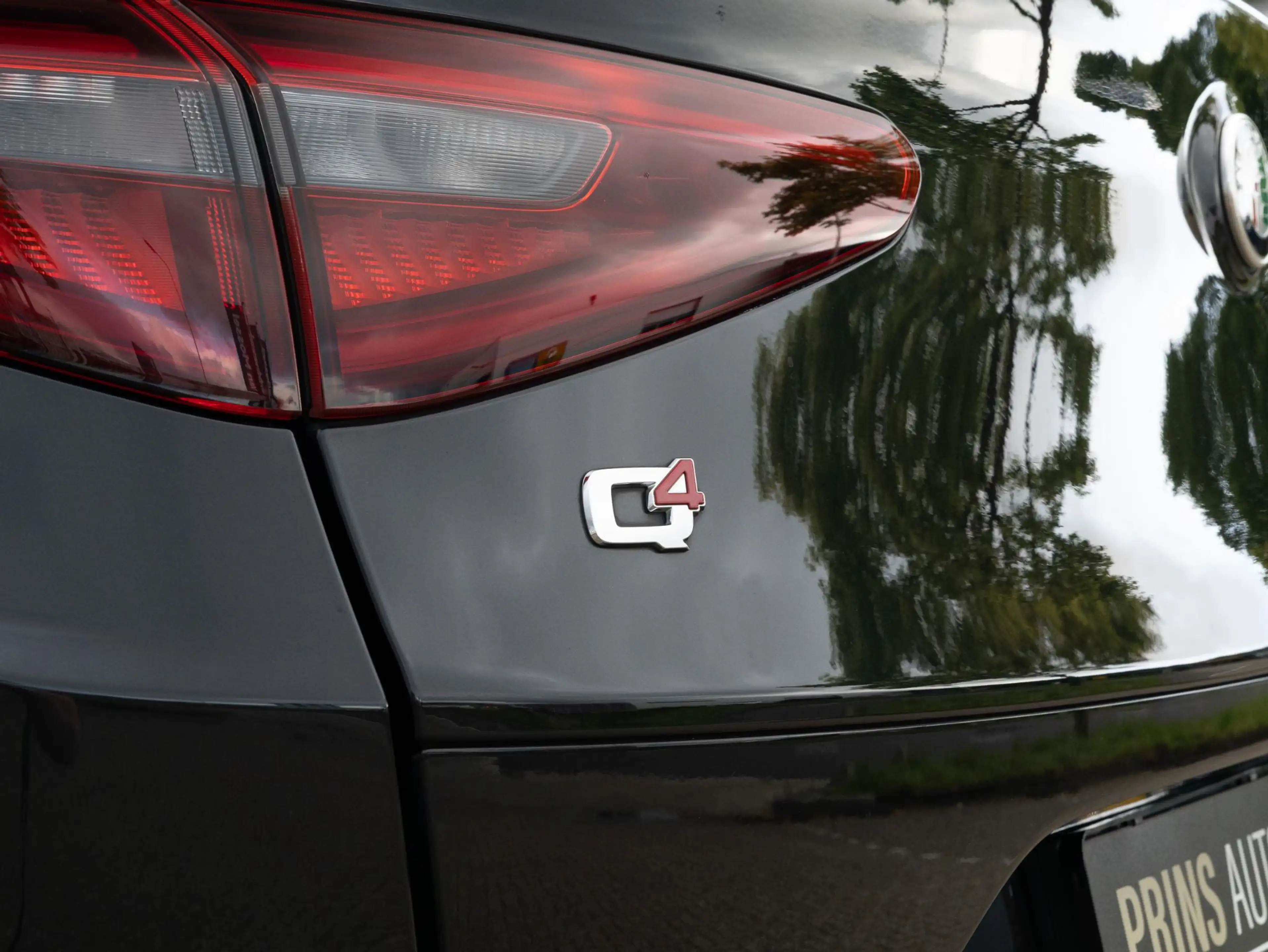 Alfa Romeo Stelvio 2.0 T Q4 Luxury|1e Eig|Carplay|Camera|Keyless — photo 31