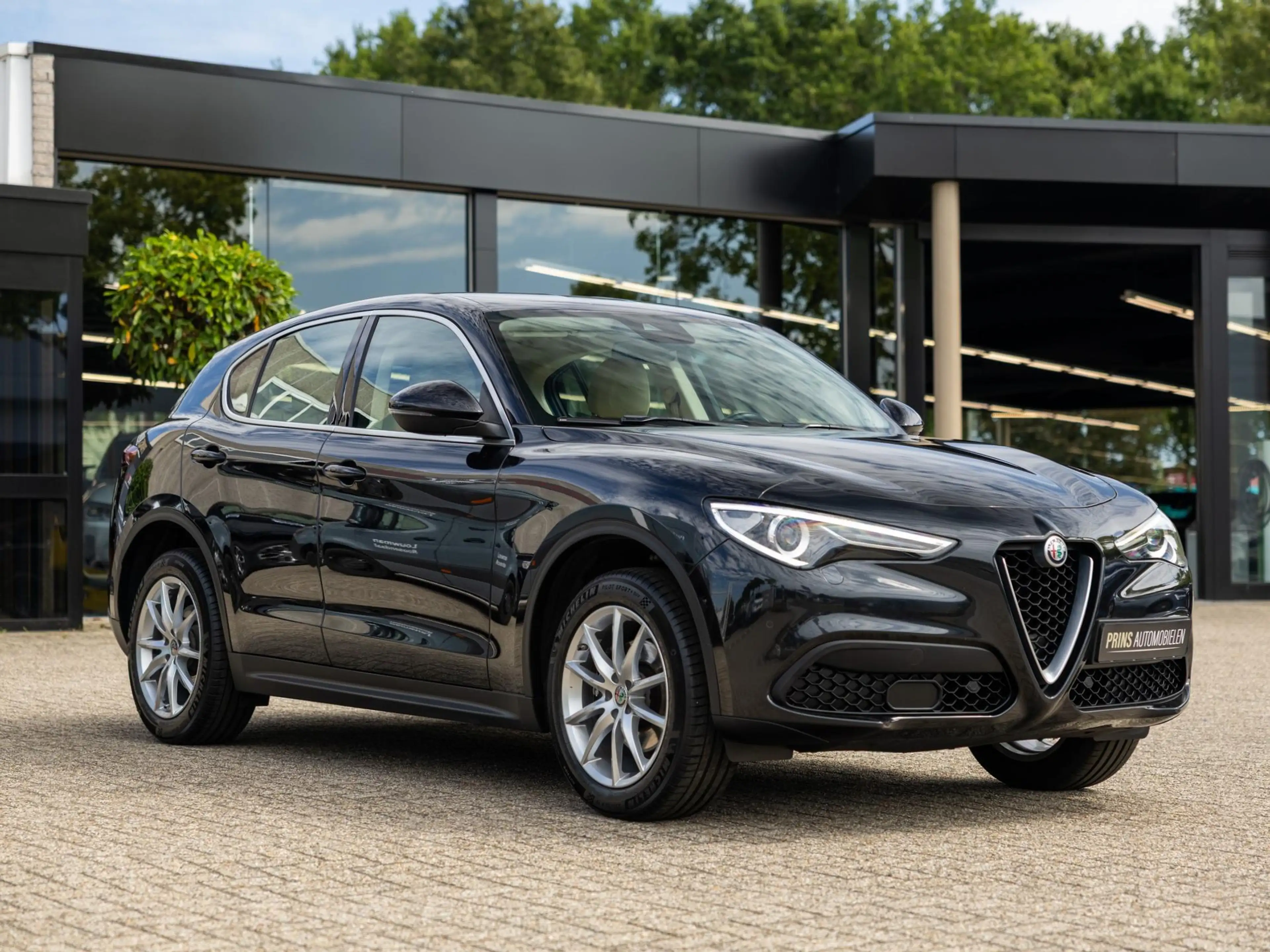Alfa Romeo Stelvio 2.0 T Q4 Luxury|1e Eig|Carplay|Camera|Keyless — photo 7
