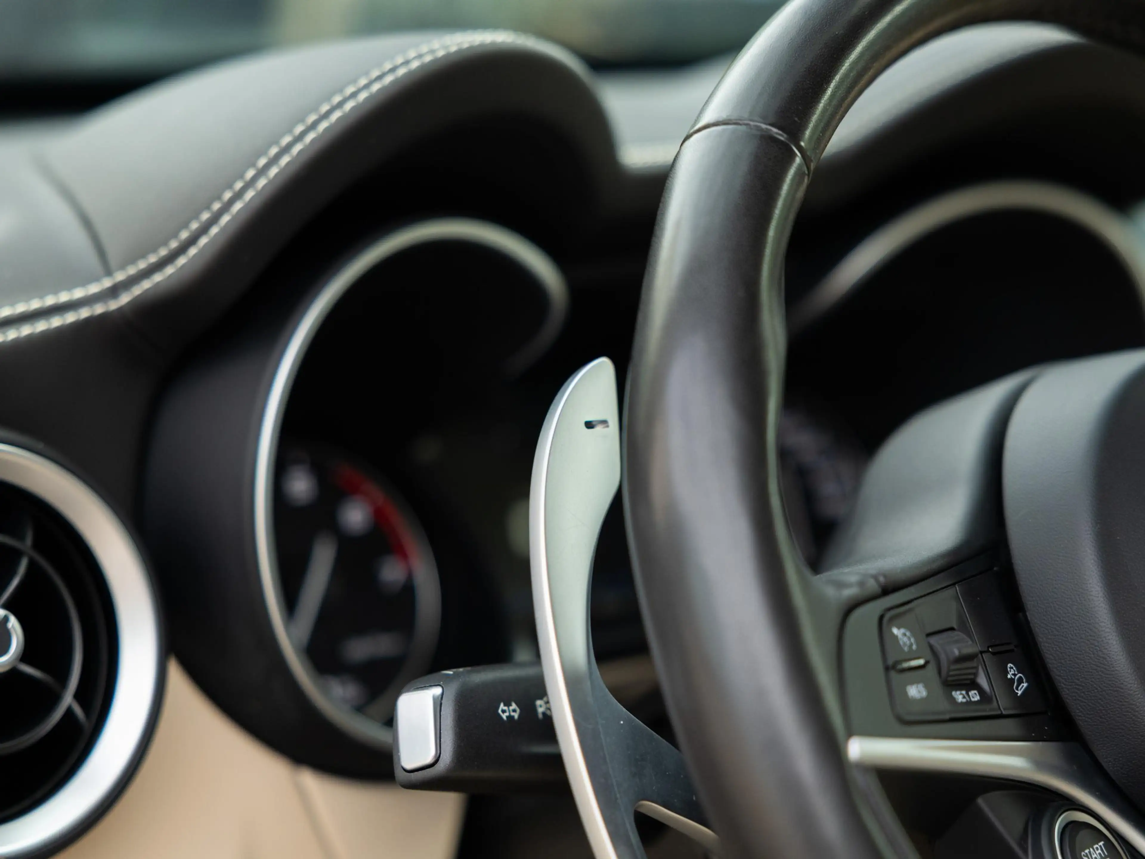 Alfa Romeo Stelvio 2.0 T Q4 Luxury|1e Eig|Carplay|Camera|Keyless — photo 13