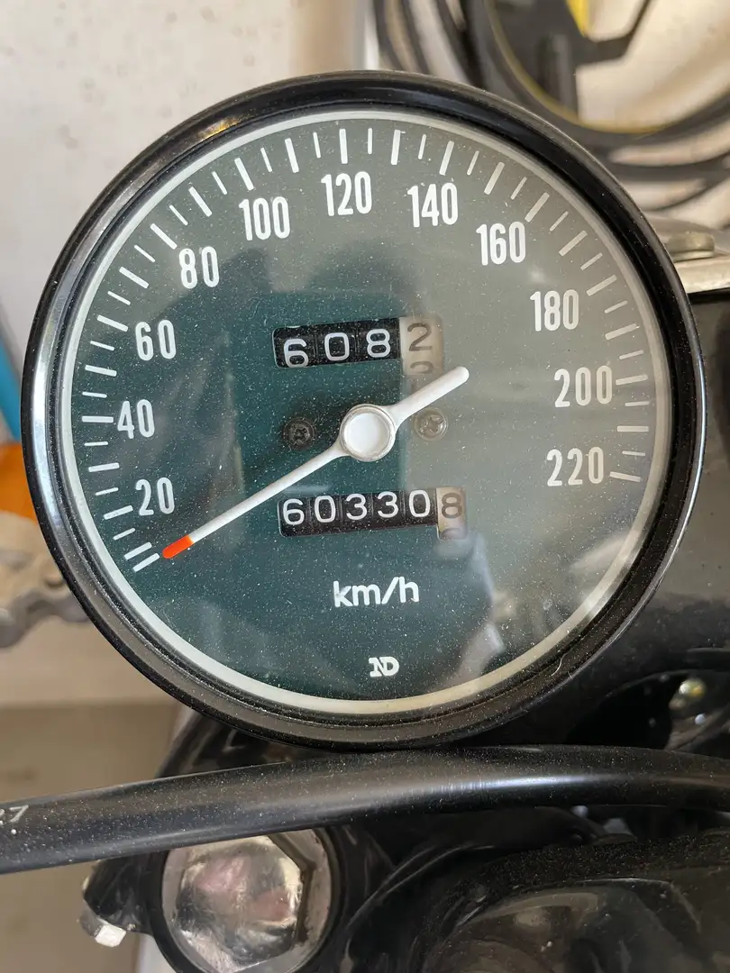 Honda CB 750 four K2 - 2