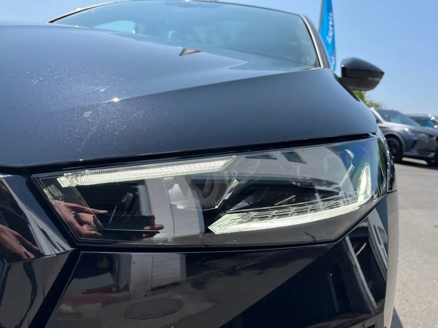 Skoda Scala 1,0 TSI DSG Monte Carlo Schwarz - 2