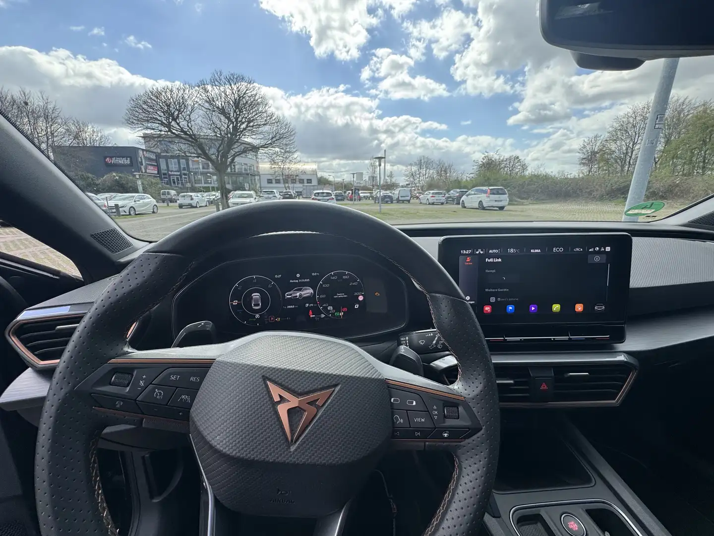 CUPRA Leon e-Hybrid mit Garantie bis November 25 Schwarz - 2