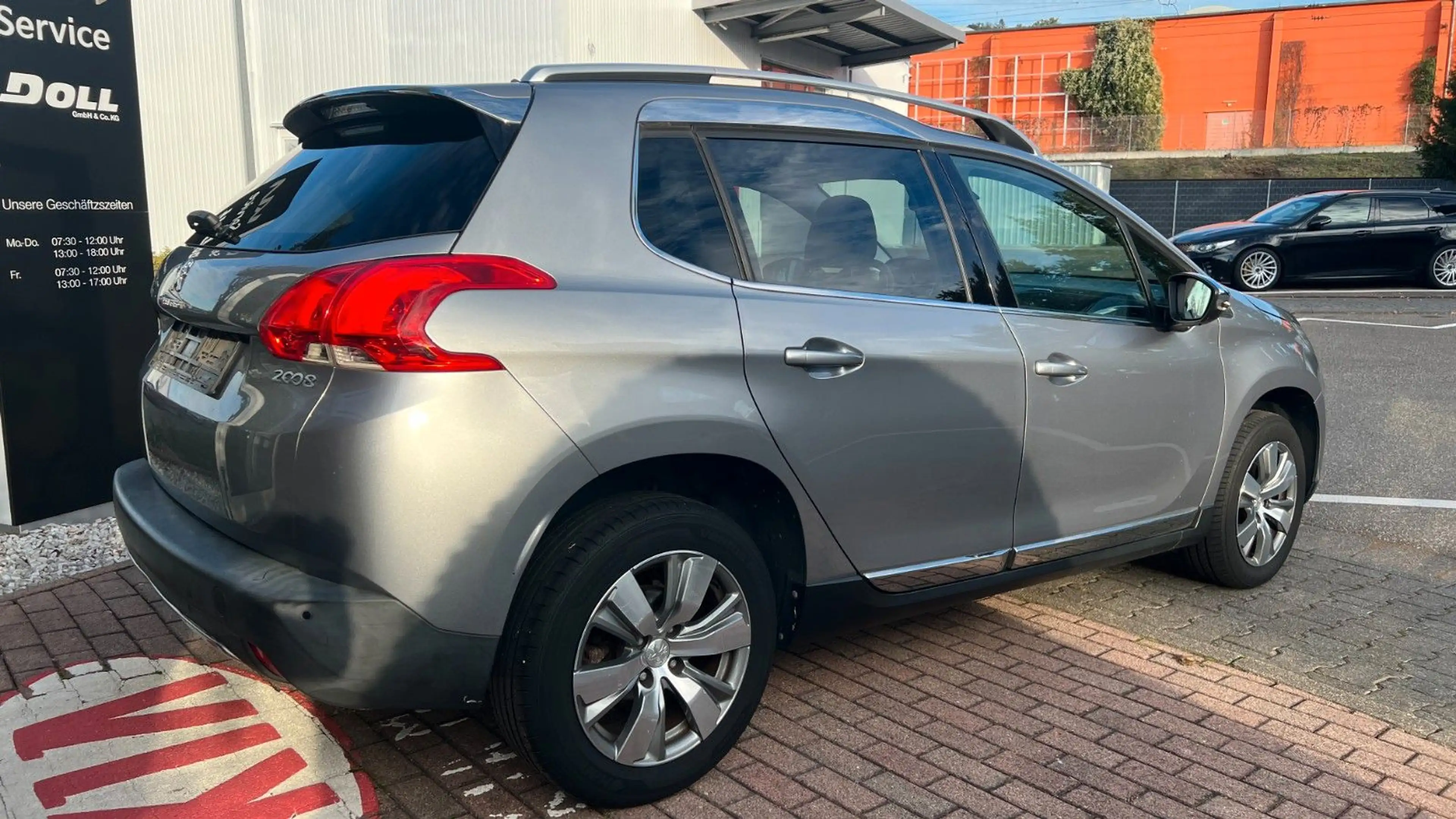 Peugeot 2008 Allure — photo 7