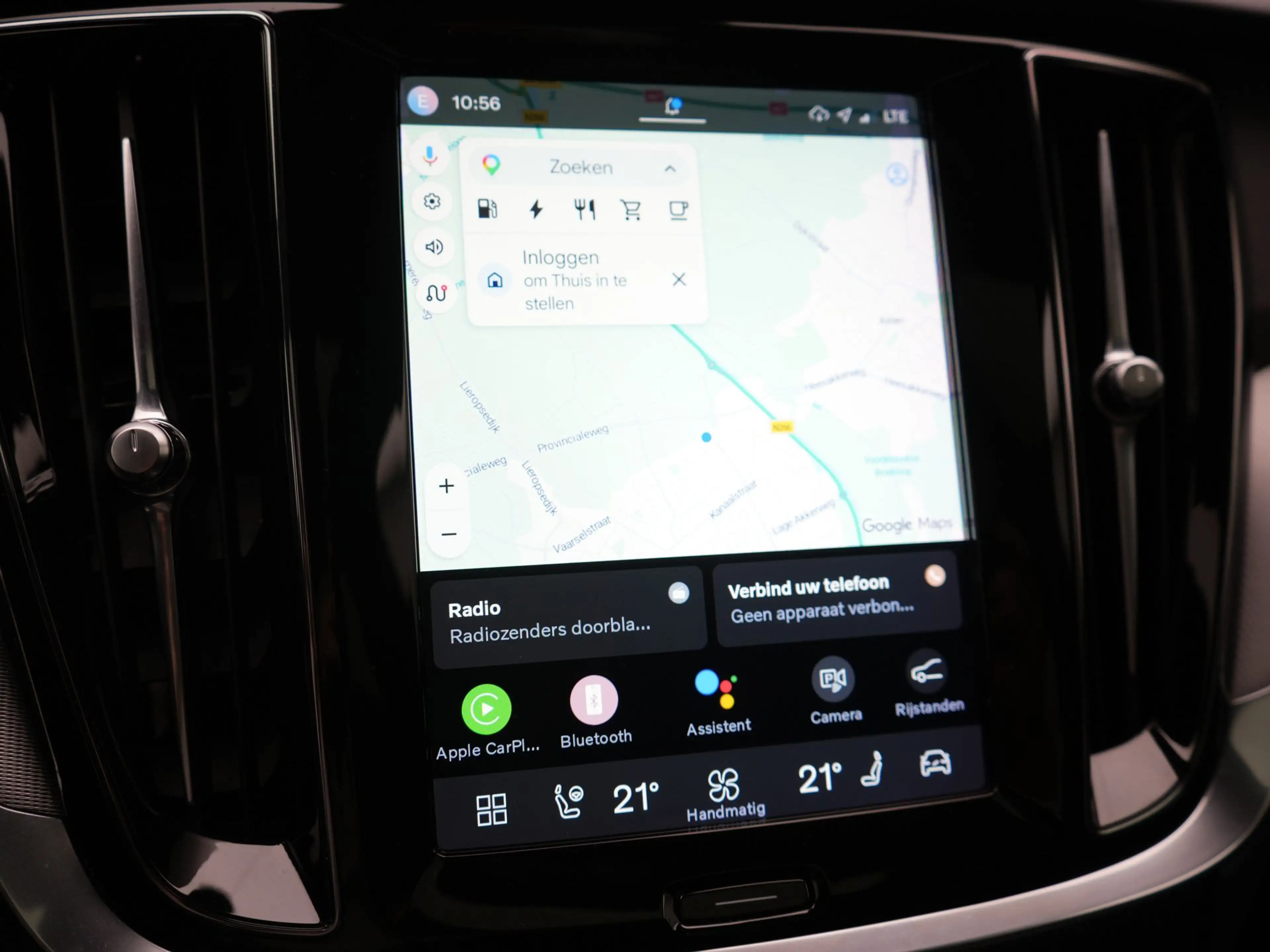 Volvo V60 T6 AWD Plus Dark Long Range PHEV 350pk Dealer O.H. — photo 44