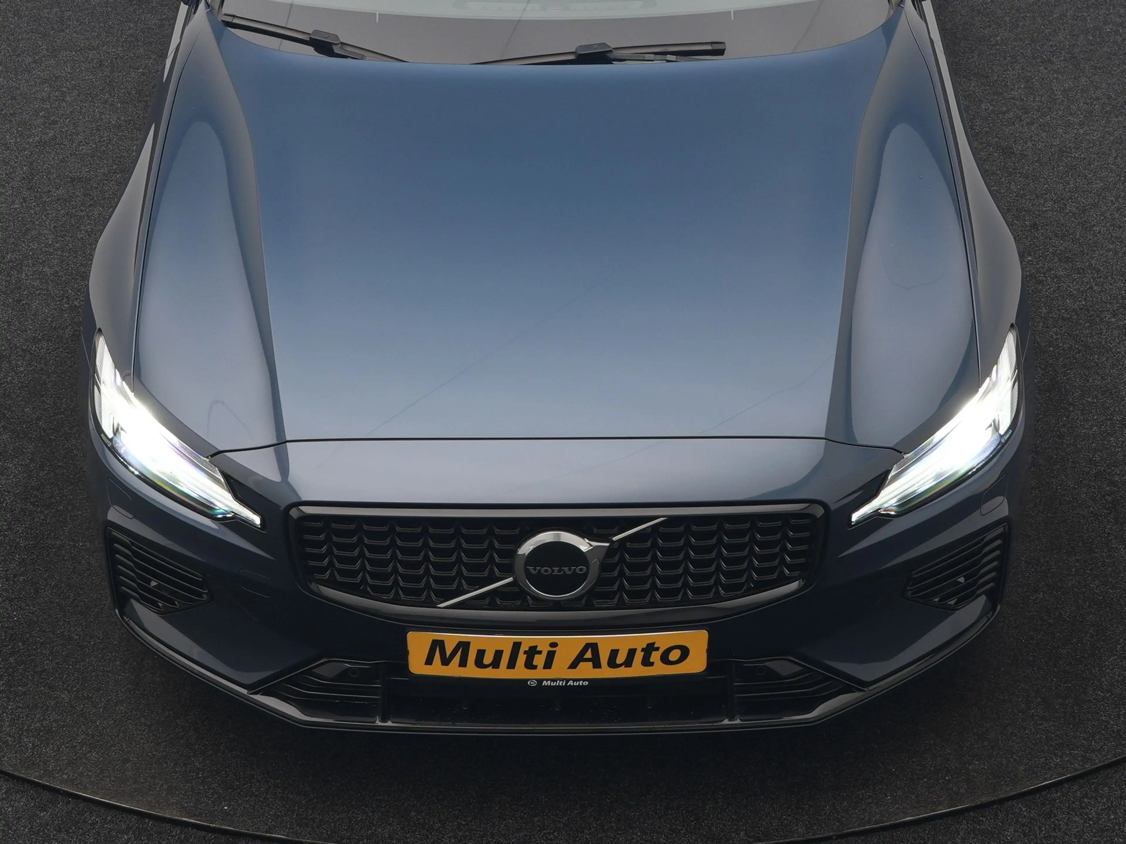 Volvo V60 T6 AWD Plus Dark Long Range PHEV 350pk Dealer O.H. — photo 36