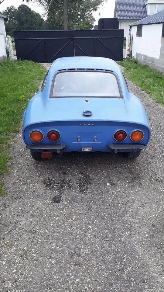 Opel GT 1900, foto 2