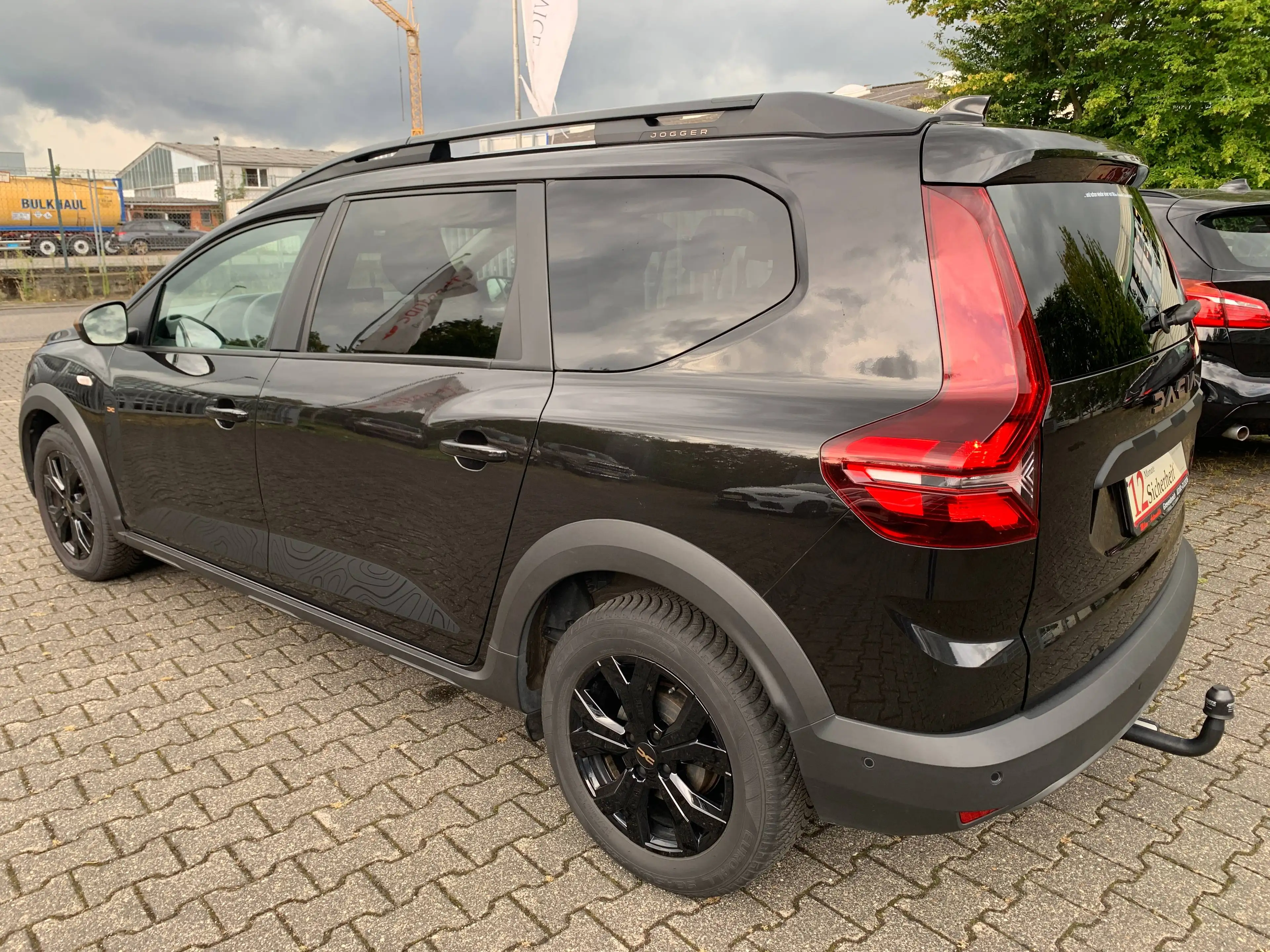 Dacia Jogger Extreme Alu-Klima-PDC v+h und R.Kamera-Navi — photo 4