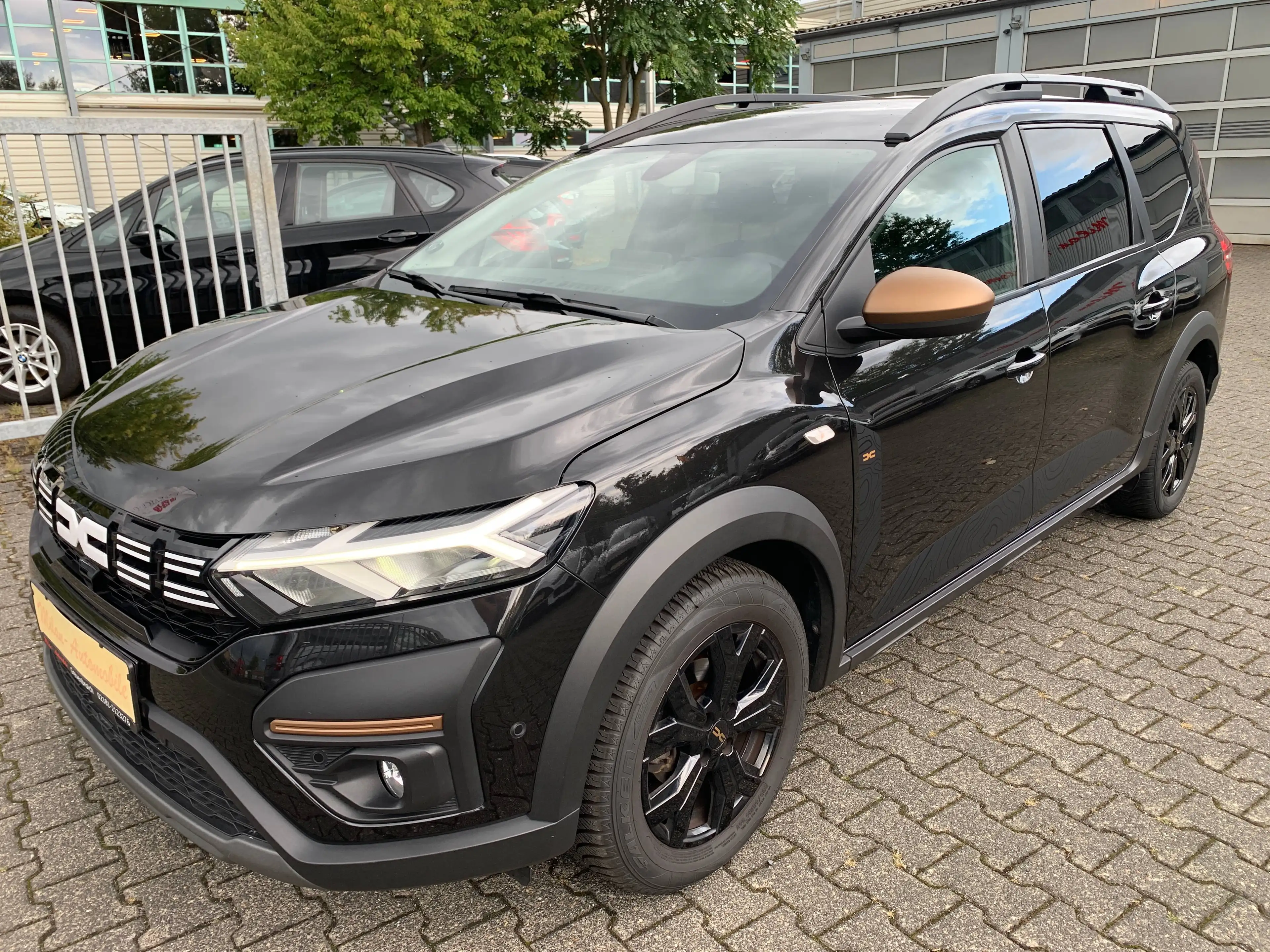 Dacia Jogger Extreme Alu-Klima-PDC v+h und R.Kamera-Navi — photo 3