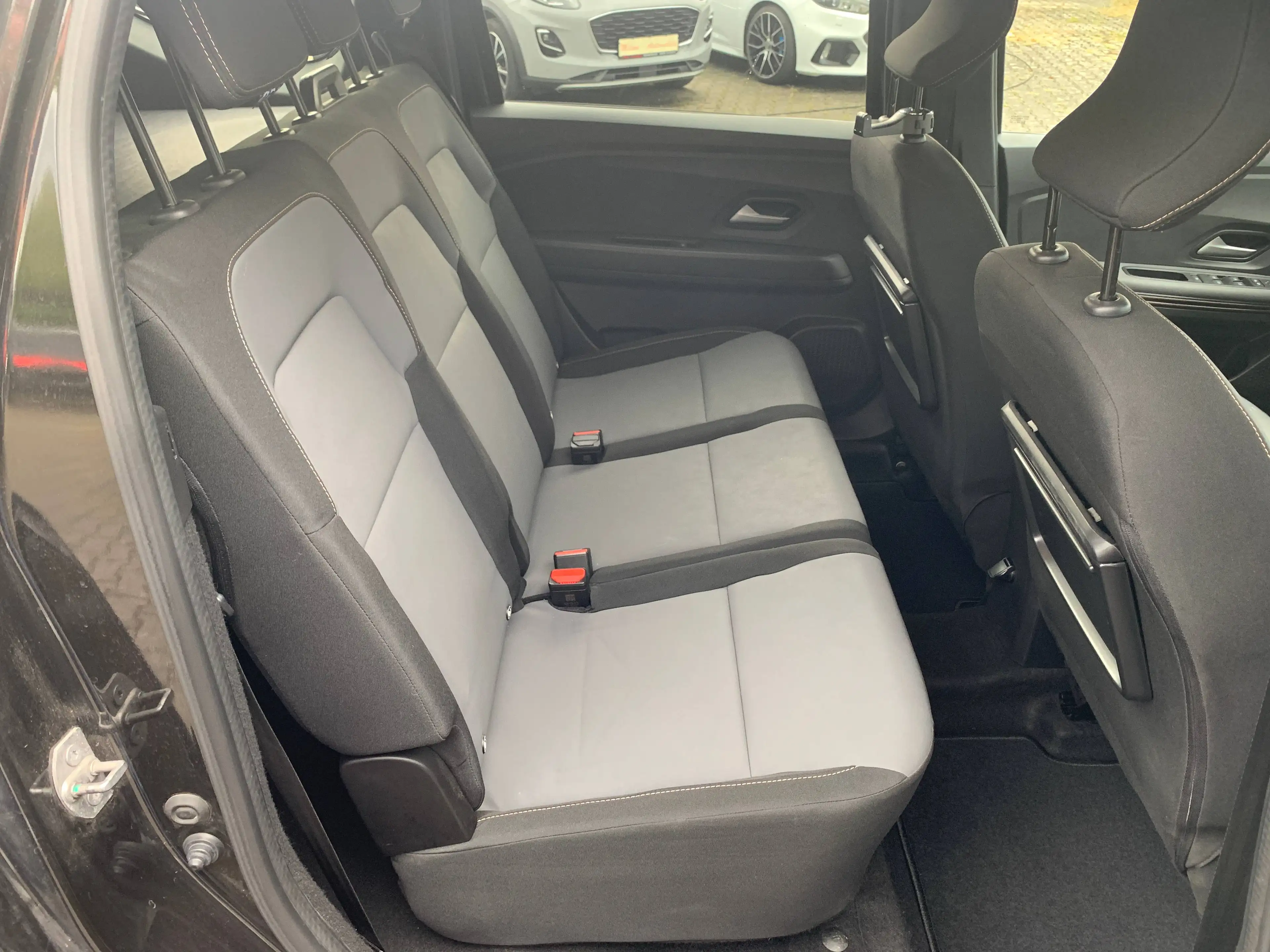 Dacia Jogger Extreme Alu-Klima-PDC v+h und R.Kamera-Navi — photo 12