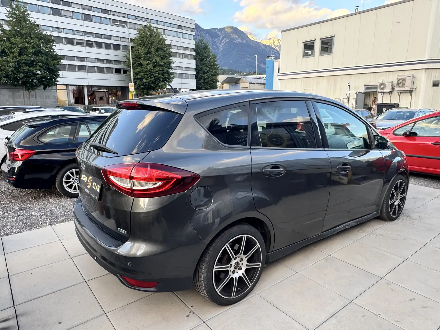 Ford C-Max Trend Grau - 2