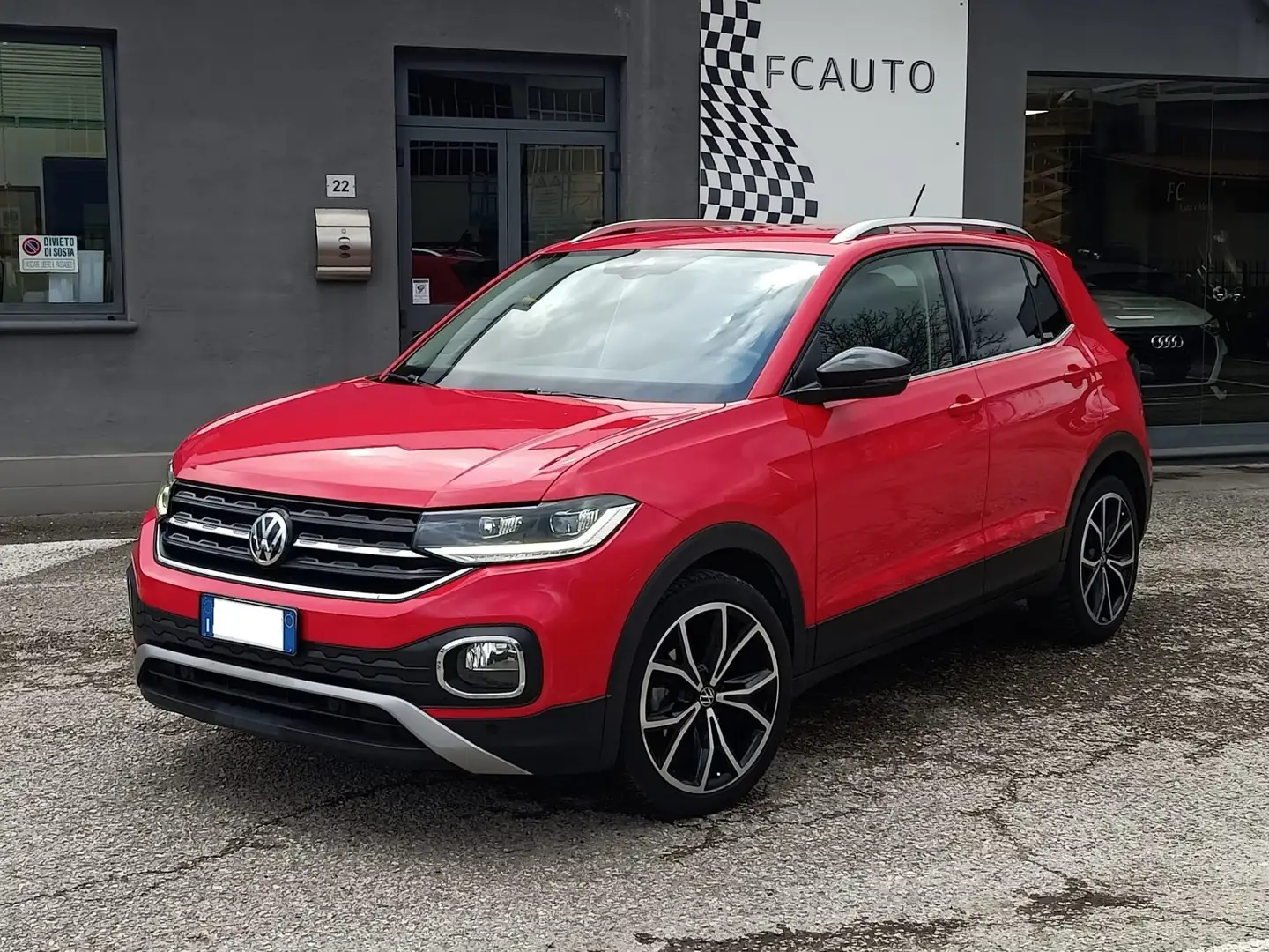 Volkswagen T-Cross 1.0 TSI Style BMT Rosso - 2