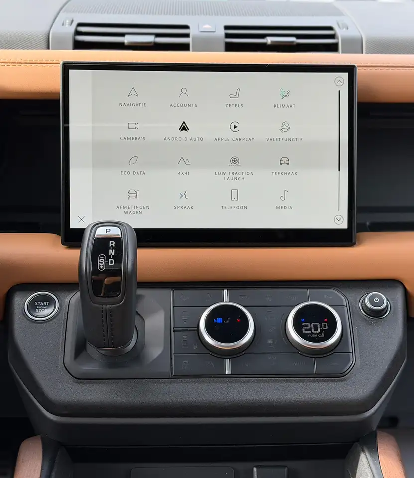 Land Rover Defender D300 KAHN PANO MERIDIAN 360°CAM VERWAMD EN GEVENTILEERD LEDER — 10/20