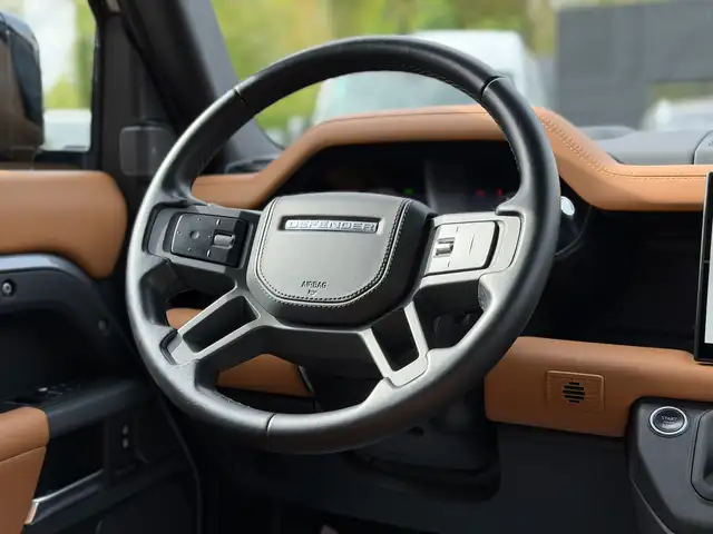 Land Rover Defender view 8