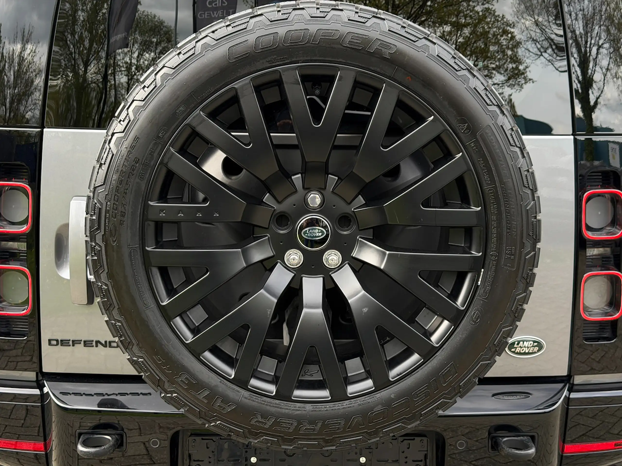 Land Rover Defender D300 KAHN PANO MERIDIAN 360°CAM VERWAMD EN GEVENTILEERD LEDER — 19/20
