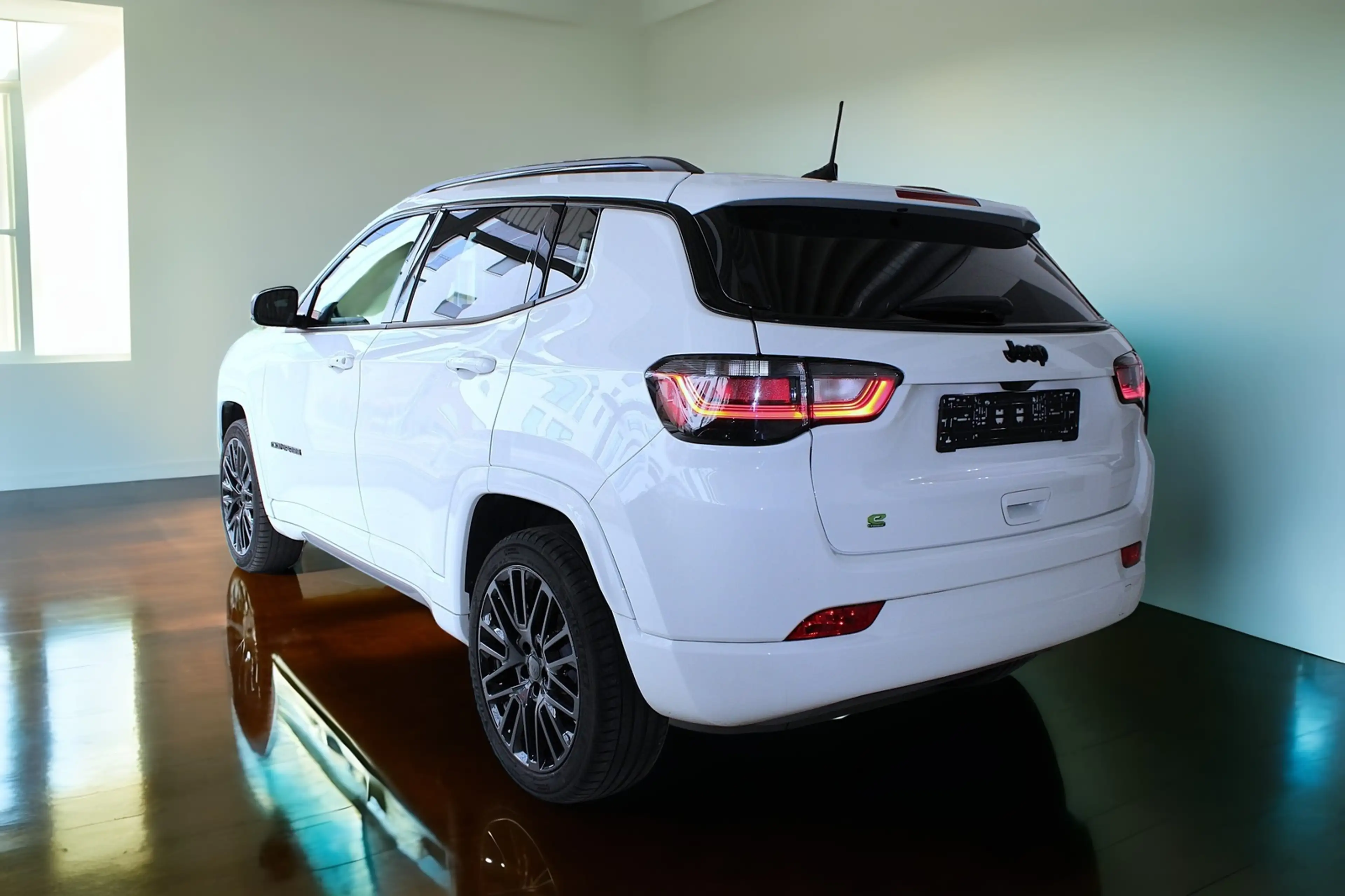 Jeep Compass 1.5 GSE Leder/LED/Navi/Kam — photo 5