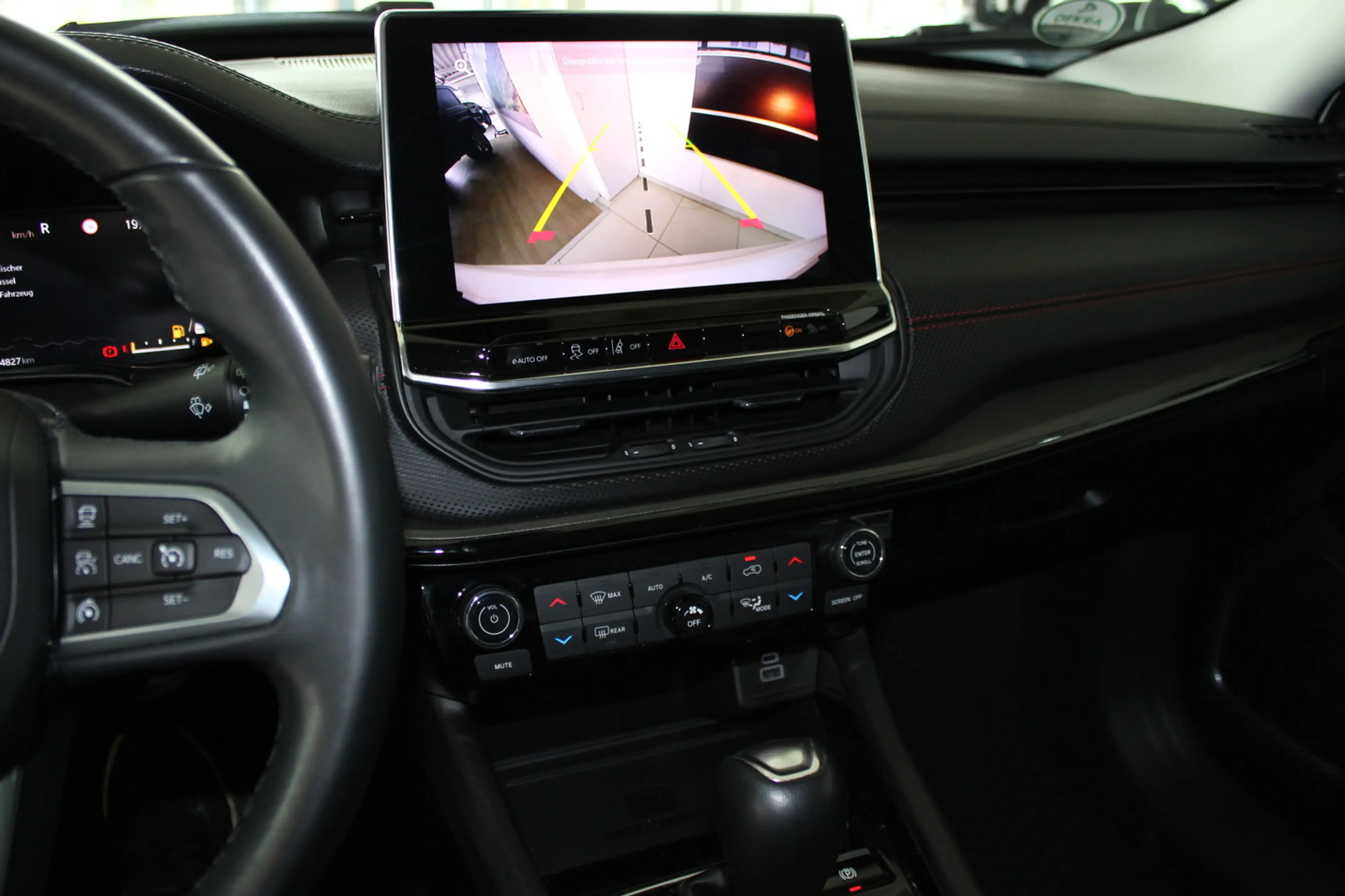 Jeep Compass 1.5 GSE Leder/LED/Navi/Kam — photo 15