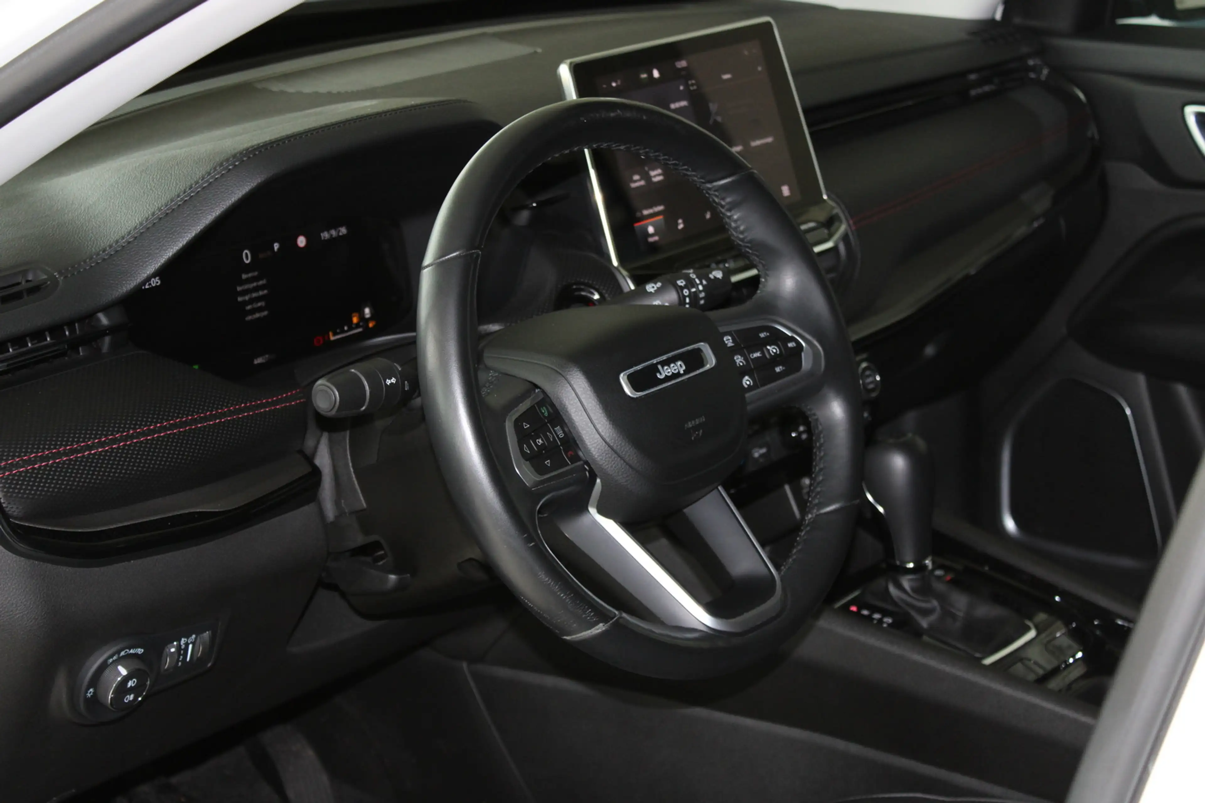 Jeep Compass 1.5 GSE Leder/LED/Navi/Kam — photo 12