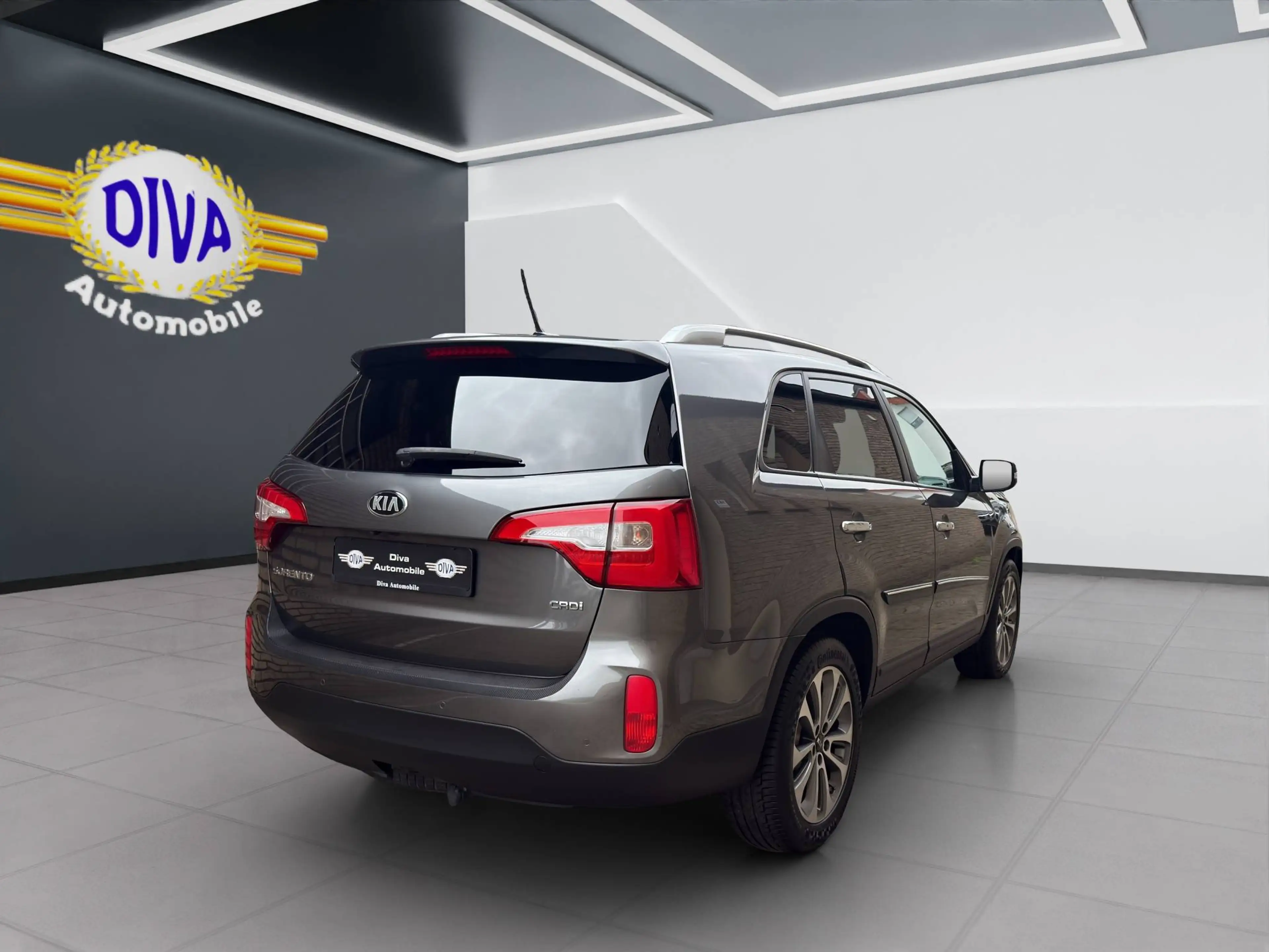 Kia Sorento Platinum Edition 4WD — photo 5