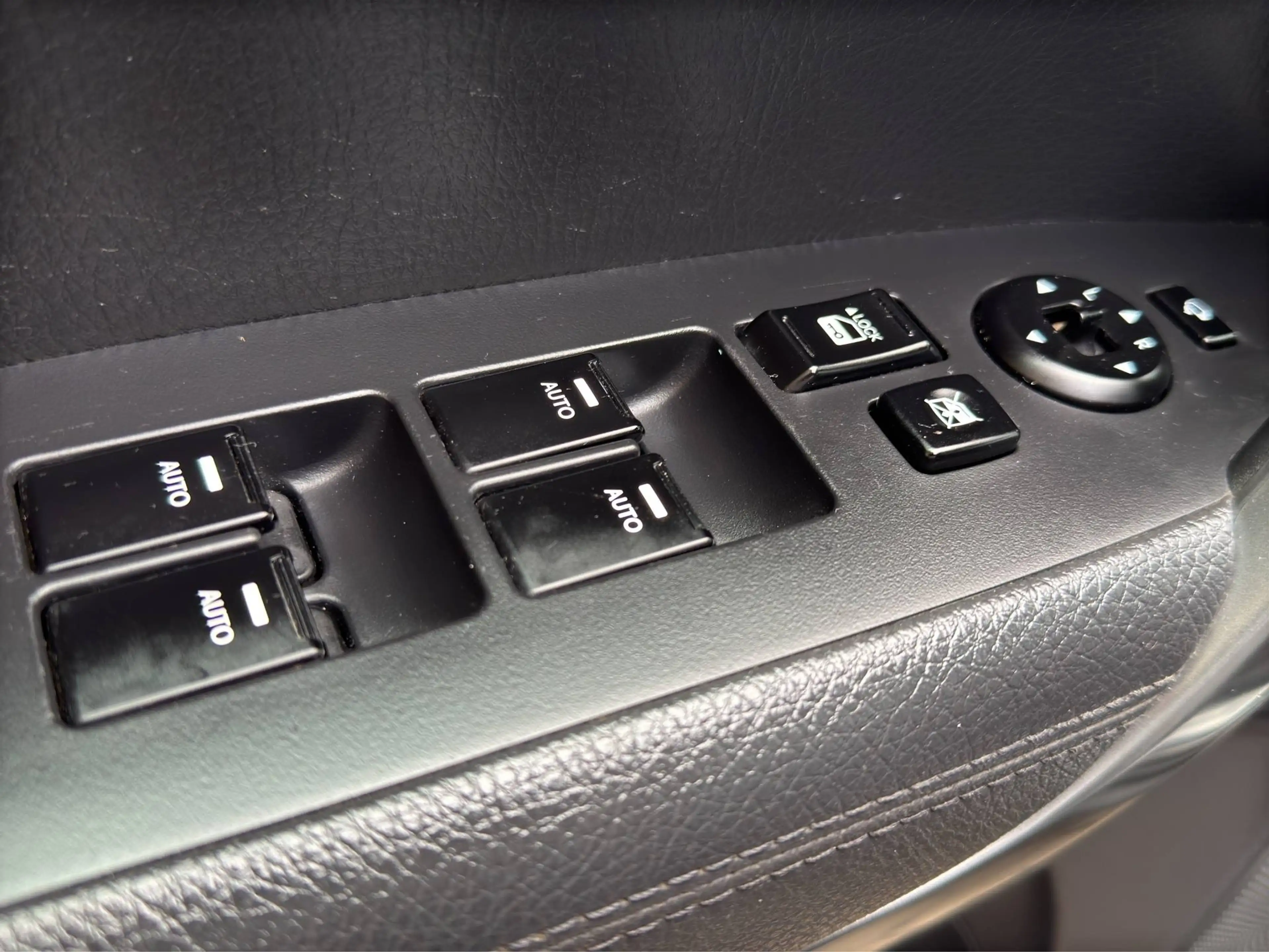 Kia Sorento Platinum Edition 4WD — photo 15