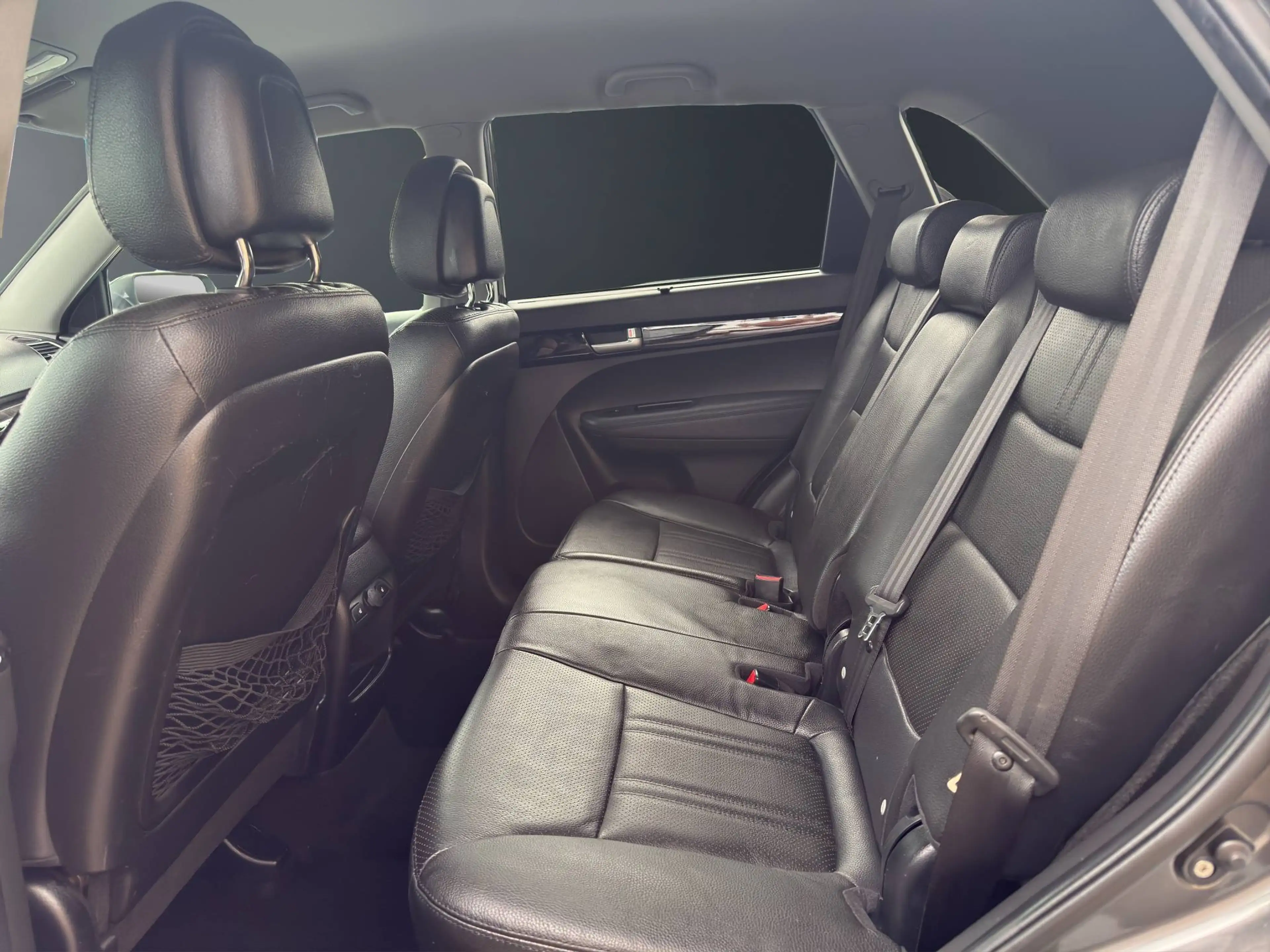 Kia Sorento Platinum Edition 4WD — photo 12