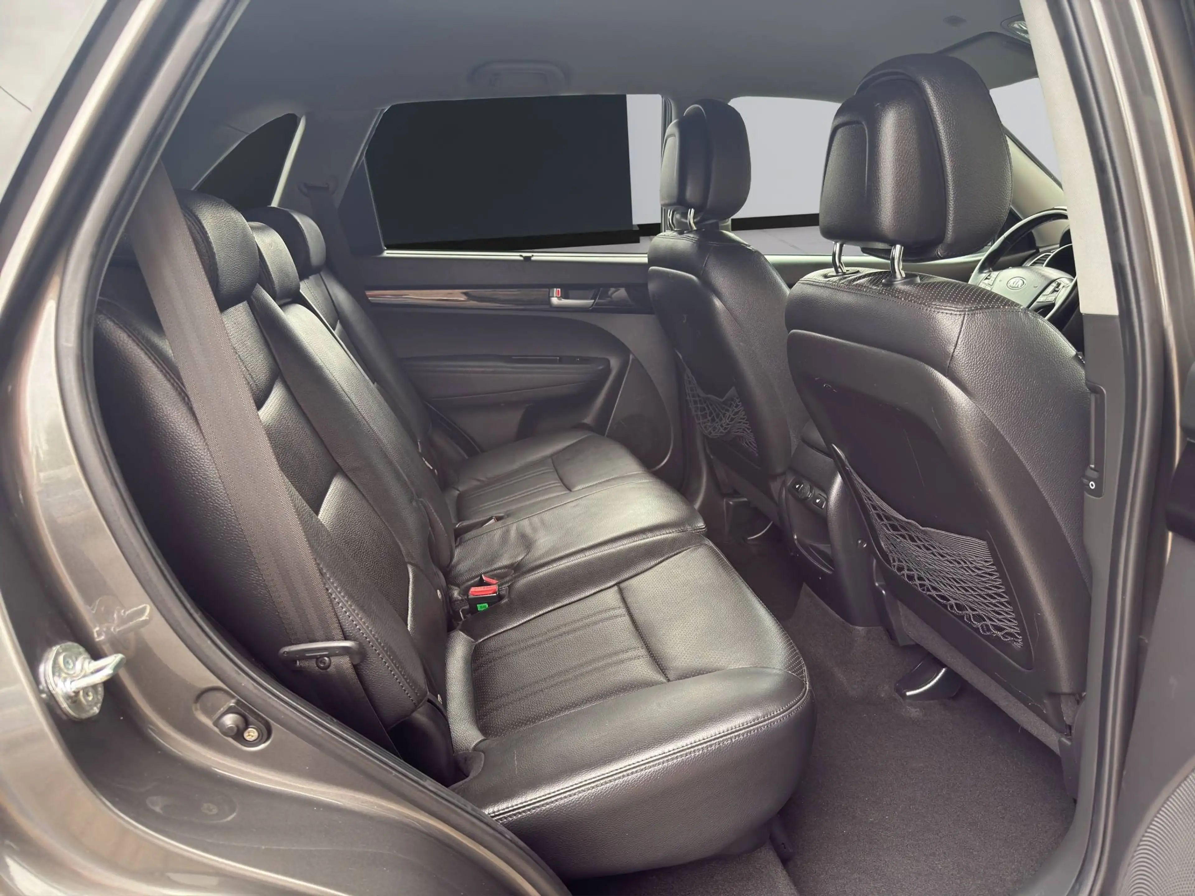 Kia Sorento Platinum Edition 4WD — photo 13