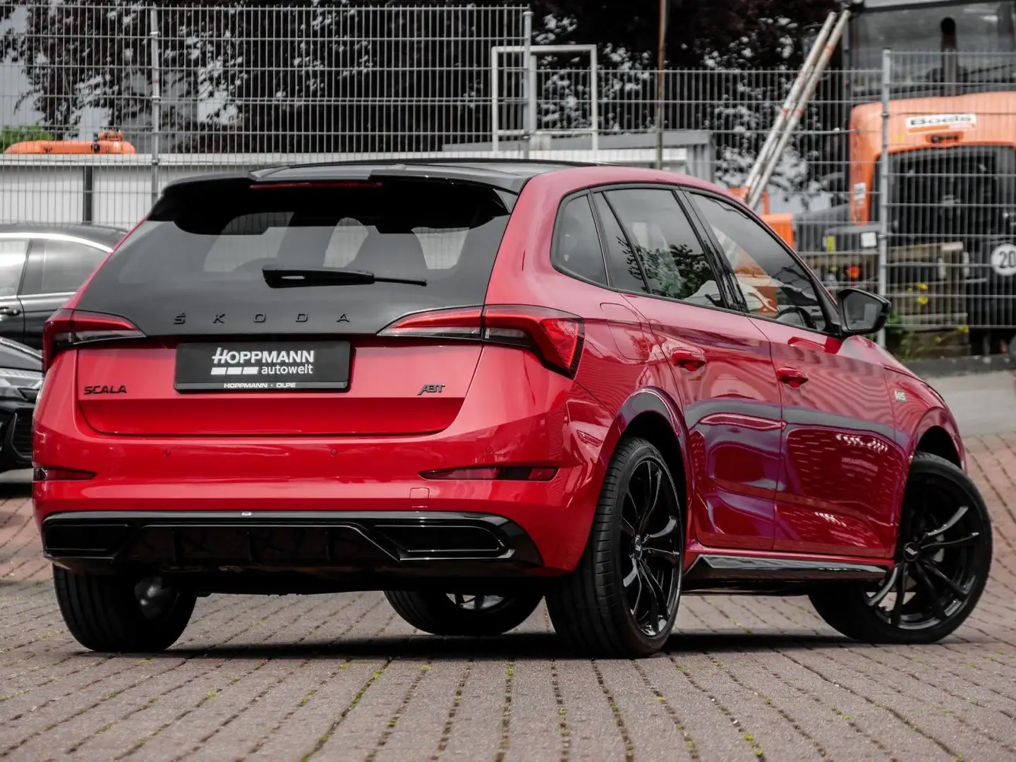 Skoda Scala 1.5 TSI EDITION S ACC PANO LED NAVI KAMERA Rojo - 2