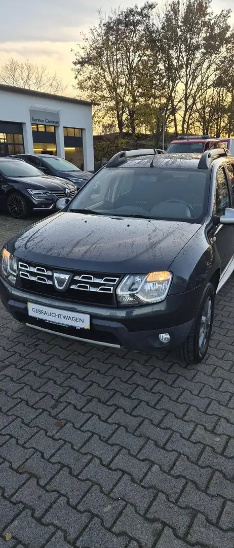Dacia Duster Duster 1.5 dCi 110 FAP Laureate 4x2 Grau - 1