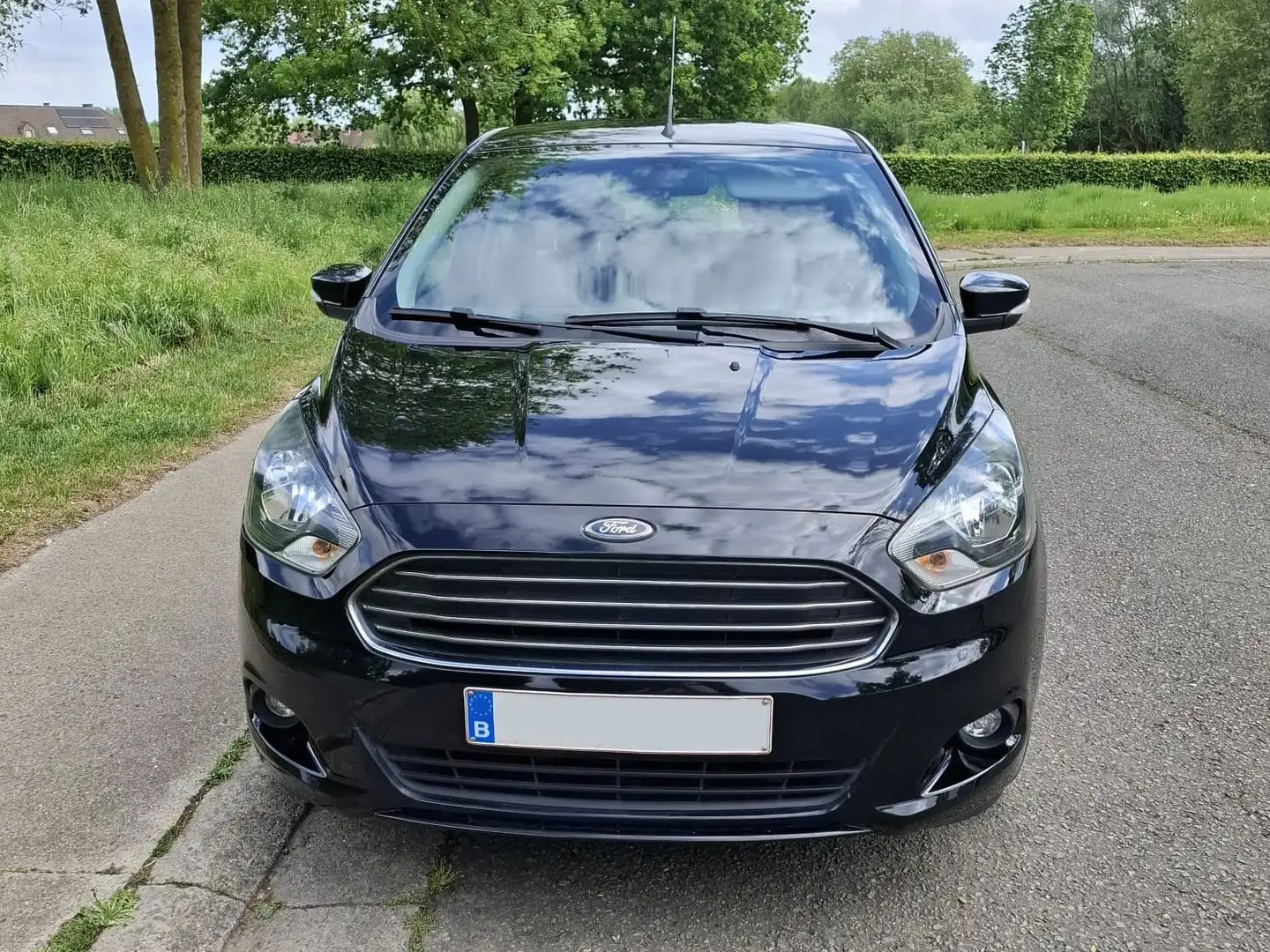 Ford Ka/Ka+ Ka+ Ultimate 5D 1.19l 85PK 5V Zwart - 2