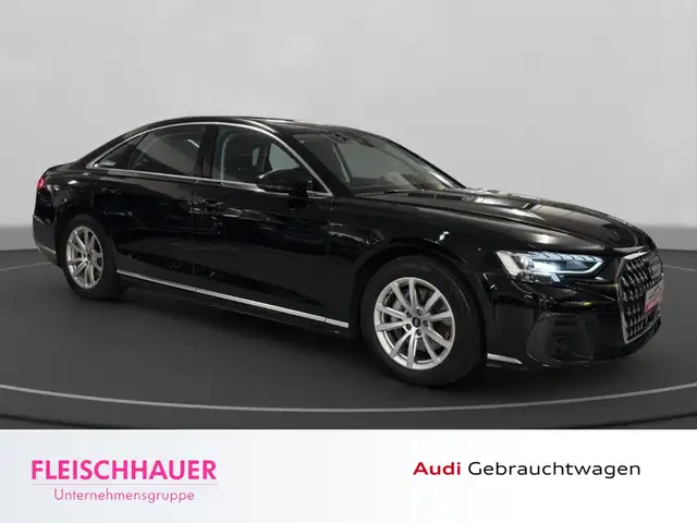 Audi A8 view 9