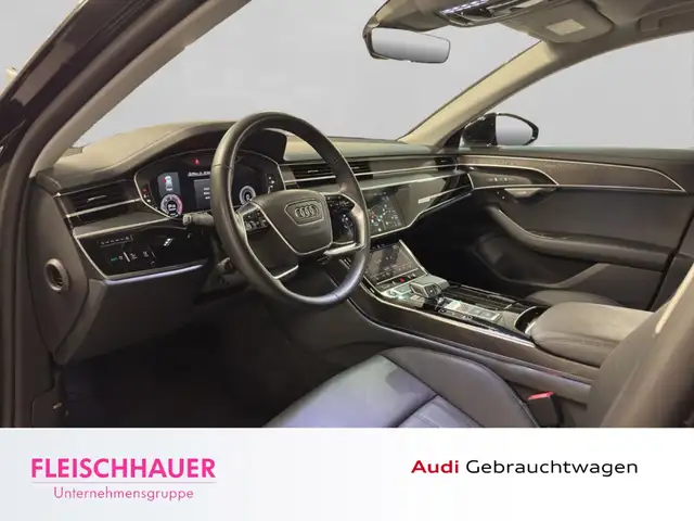 Audi A8 view 10