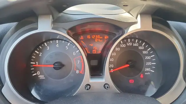 Nissan Juke view 12