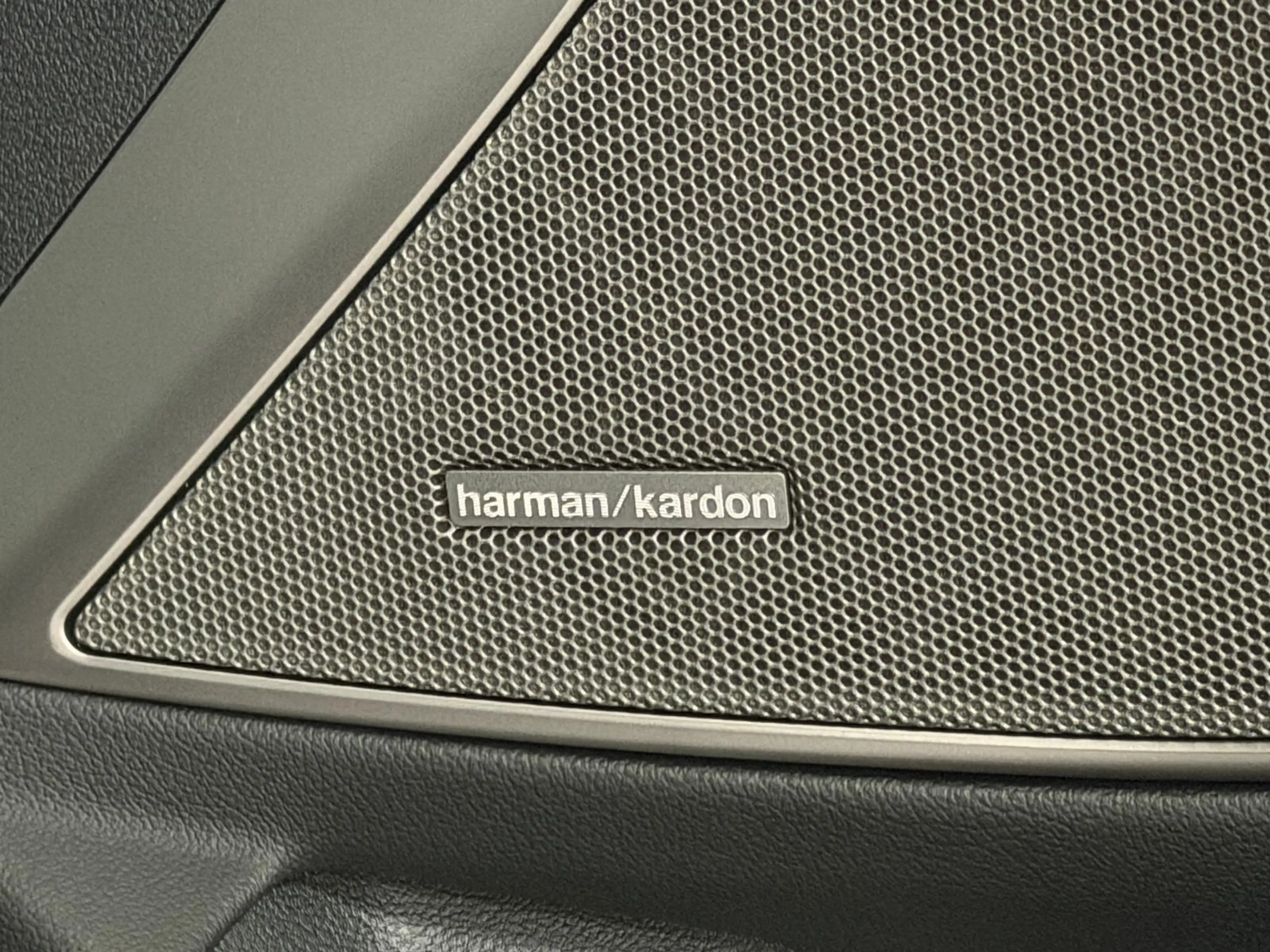 BMW 340 xDrive 360 H&K Head-Up M-Sitze Laser — photo 14