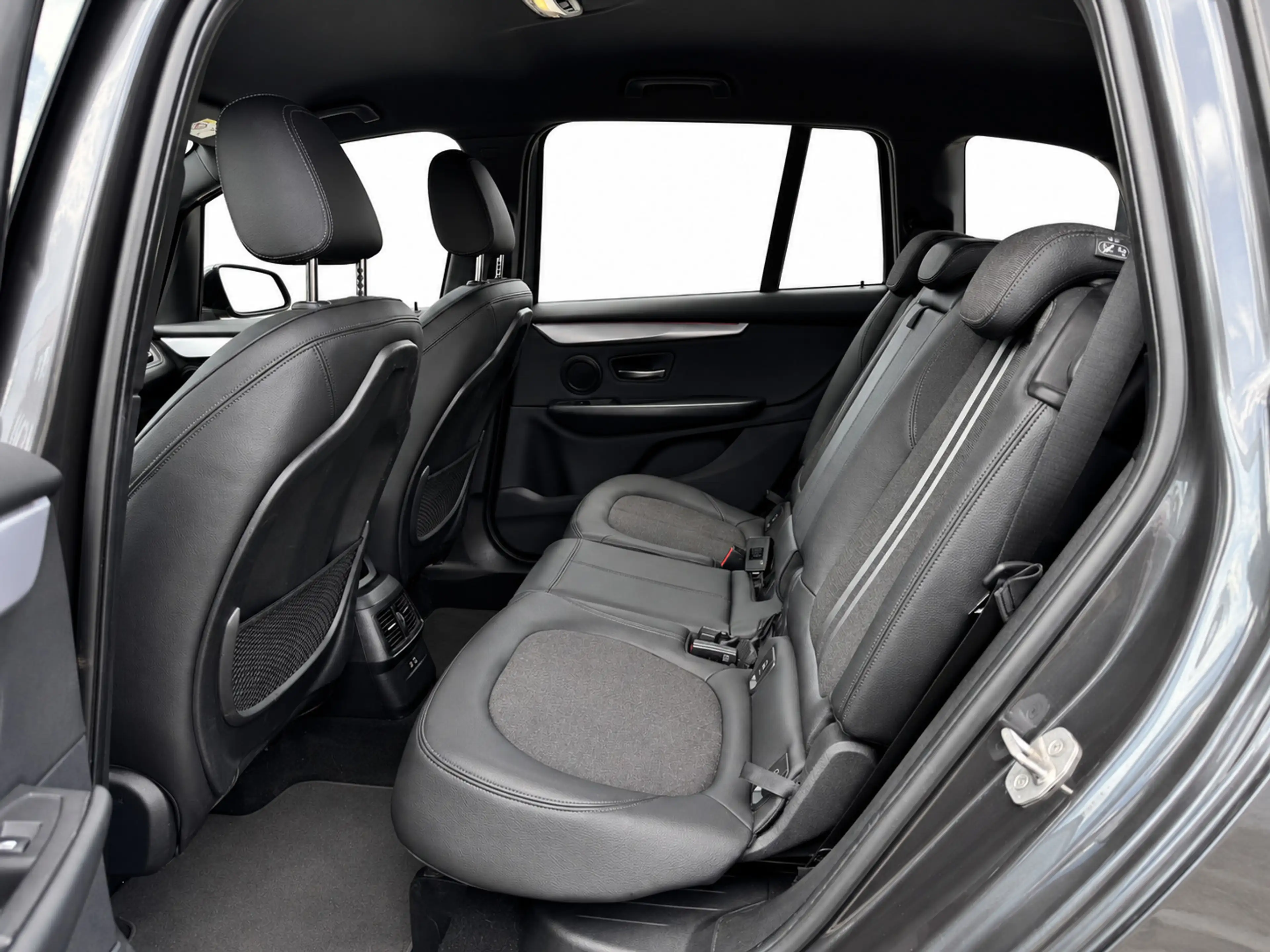 BMW 218 2-serie Gran Tourer 218i 7 persoons | M-Sport | LE — photo 9