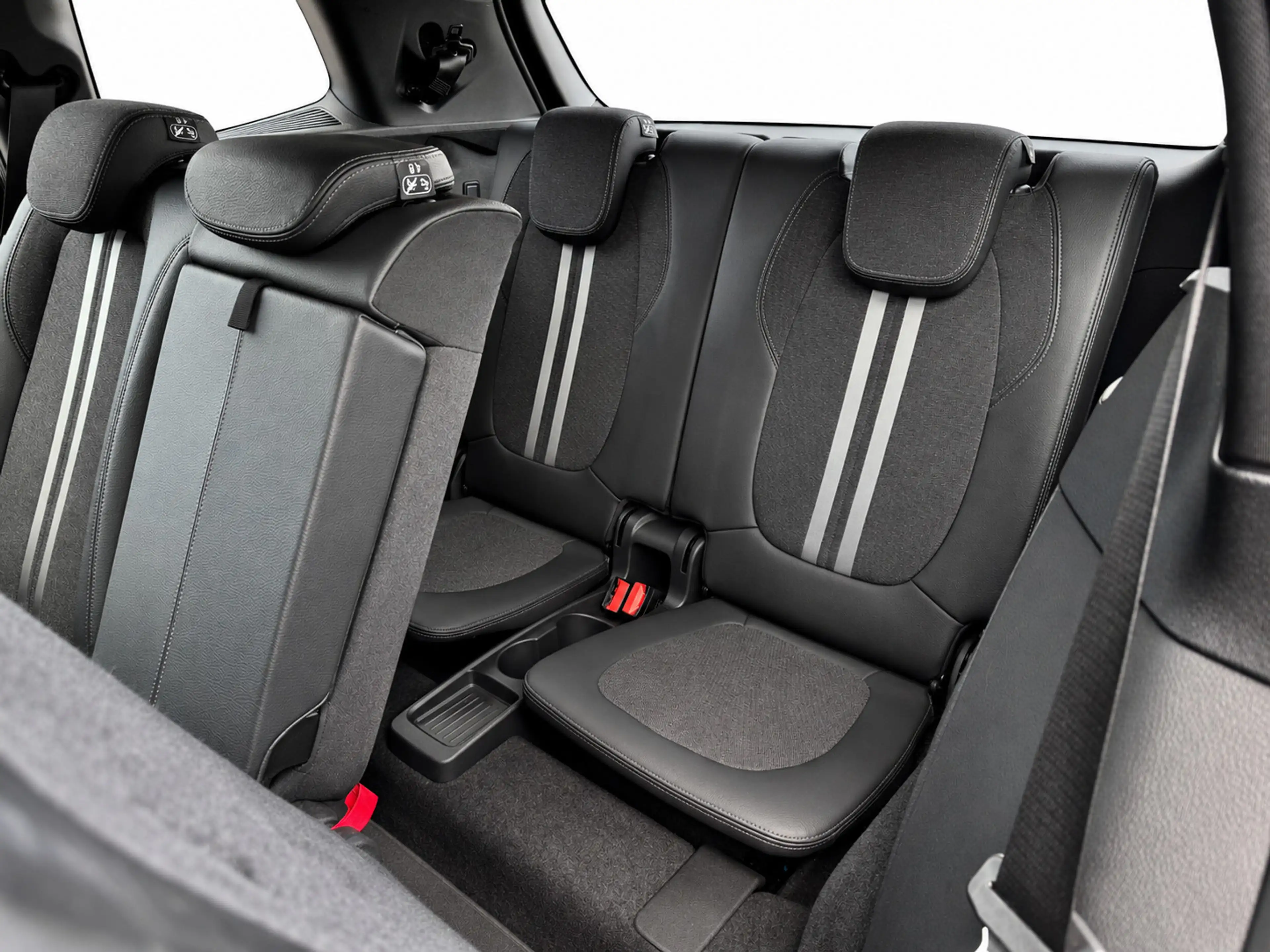 BMW 218 2-serie Gran Tourer 218i 7 persoons | M-Sport | LE — photo 10