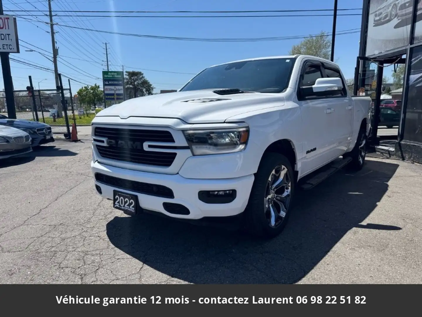 Dodge RAM Sport Night 12P 5.7L 4x4 Tout compris hors homolog Blanc - 1
