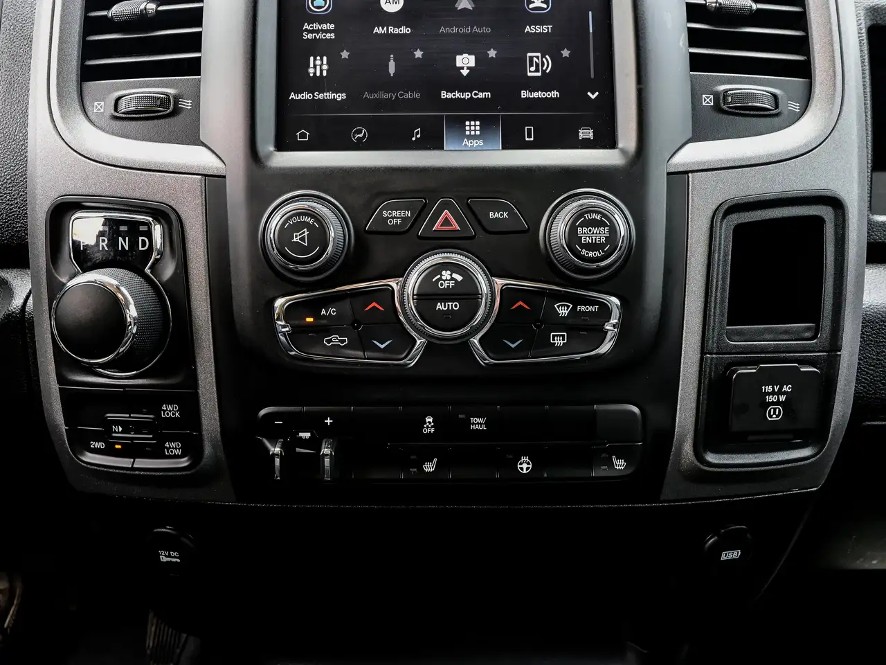 RAM 1500 снимка RAM 1500