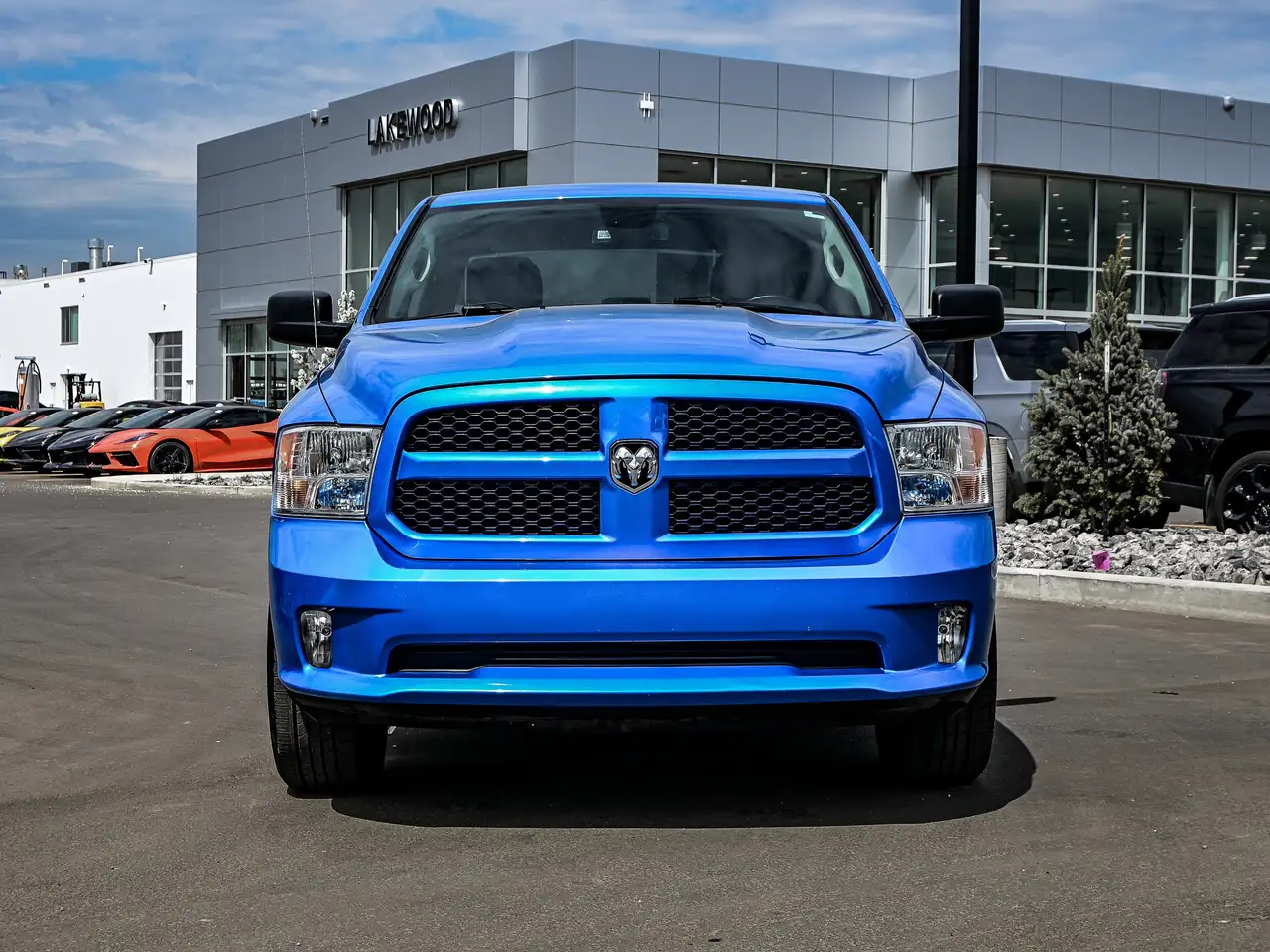 RAM 1500 снимка RAM 1500