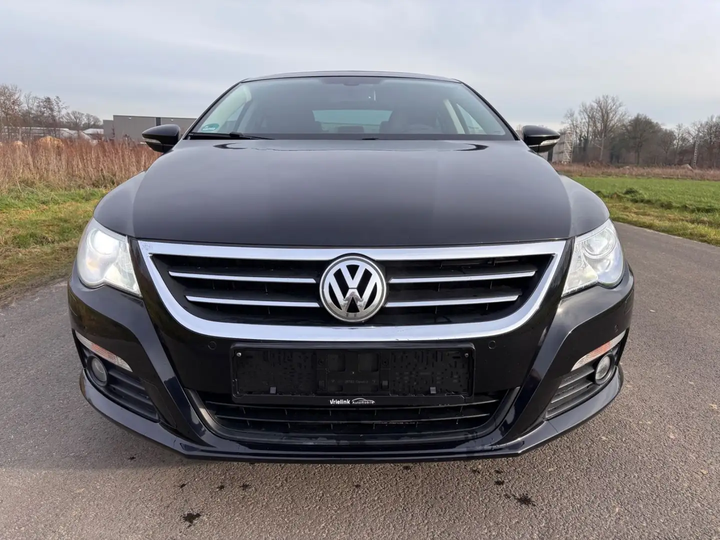 Volkswagen Passat CC 1,8 TSI 160ps-Xenon-Dach-Leder-Nav-Eu5 Schwarz - 2