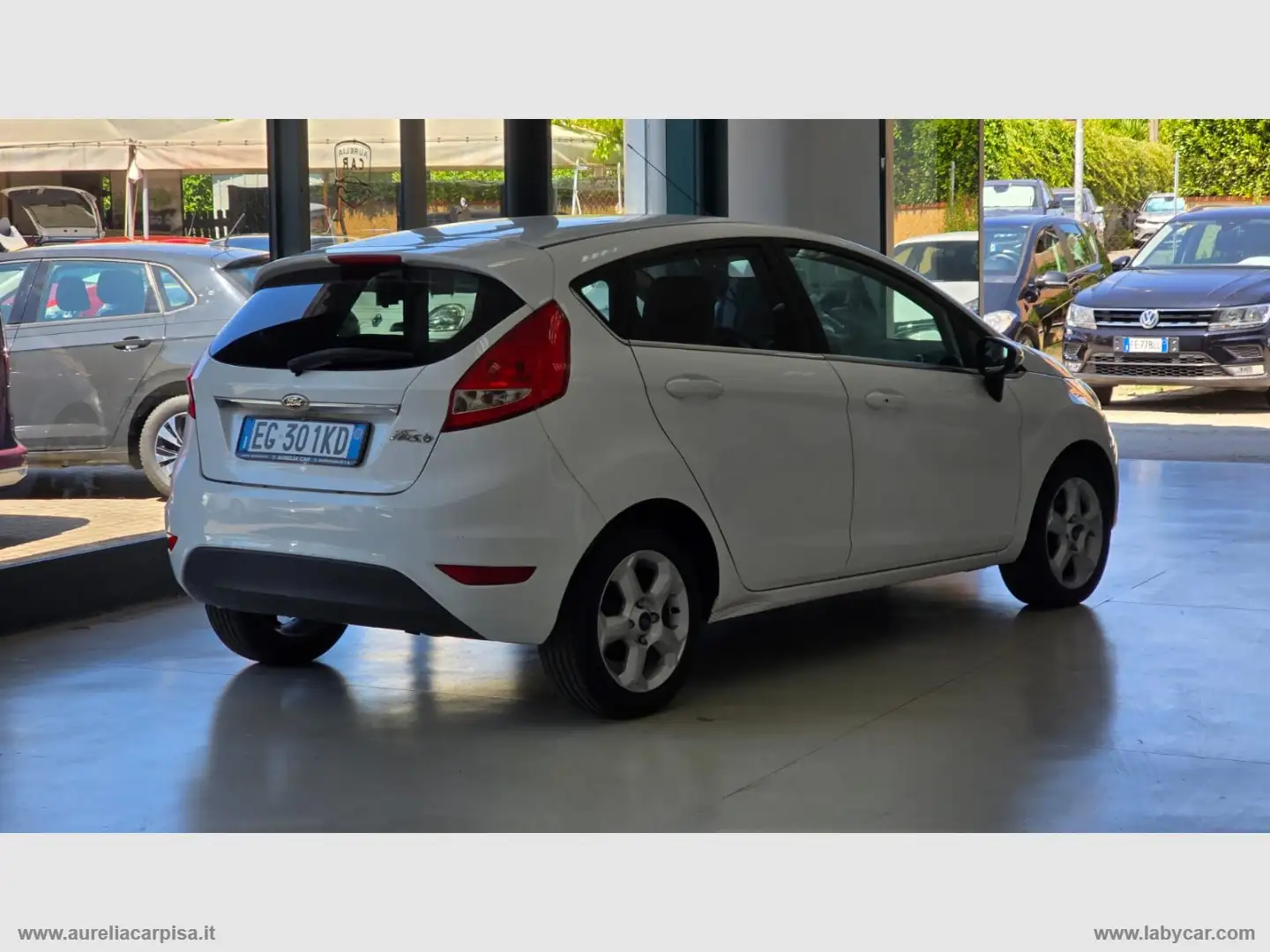 Ford Fiesta 1.2 82 CV 5p. Titanium Blanc - 2