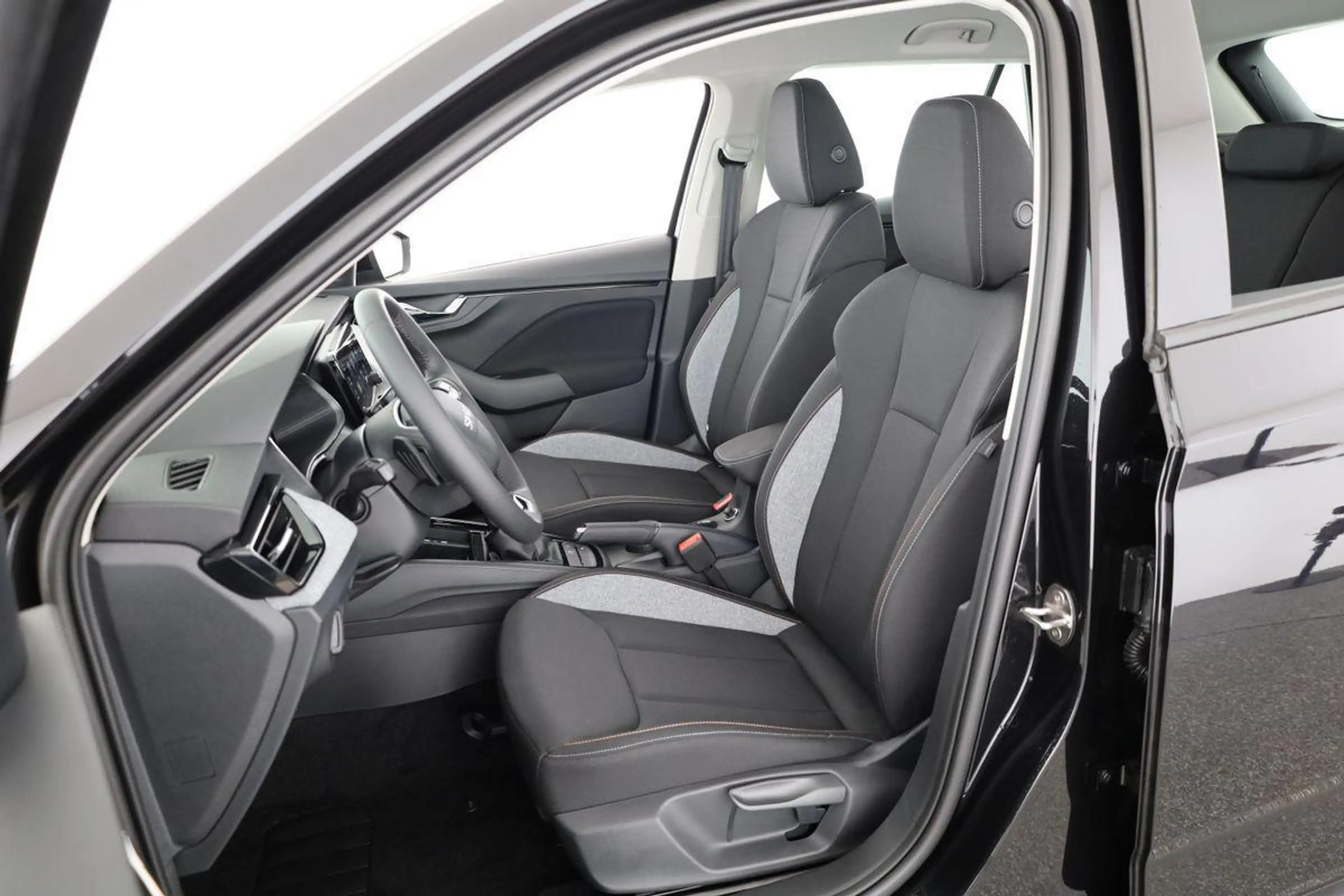 Skoda Kamiq Selection 1.0 TSI DSG Selection, LED, Kamera, L... — photo 10