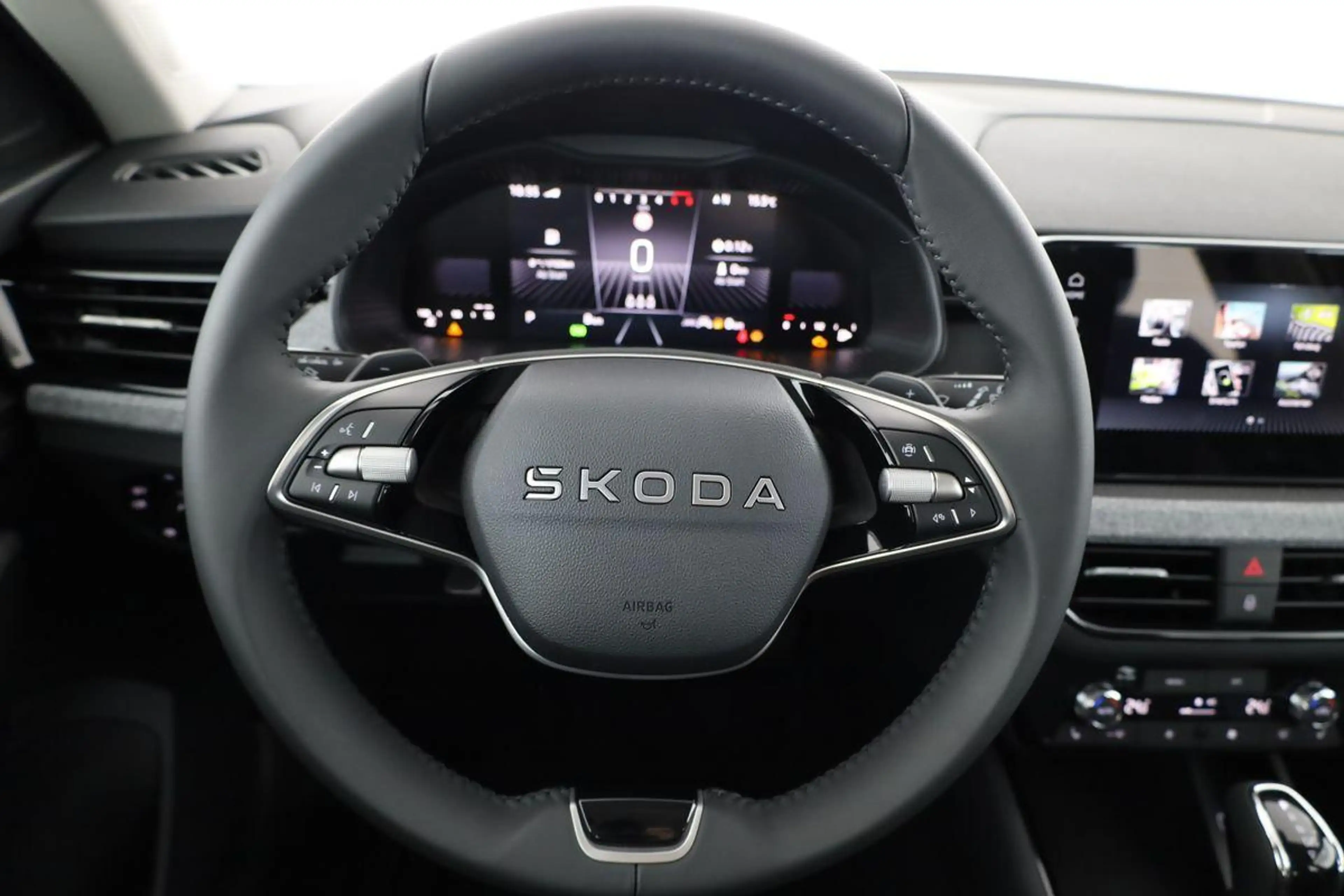 Skoda Kamiq Selection 1.0 TSI DSG Selection, LED, Kamera, L... — photo 5