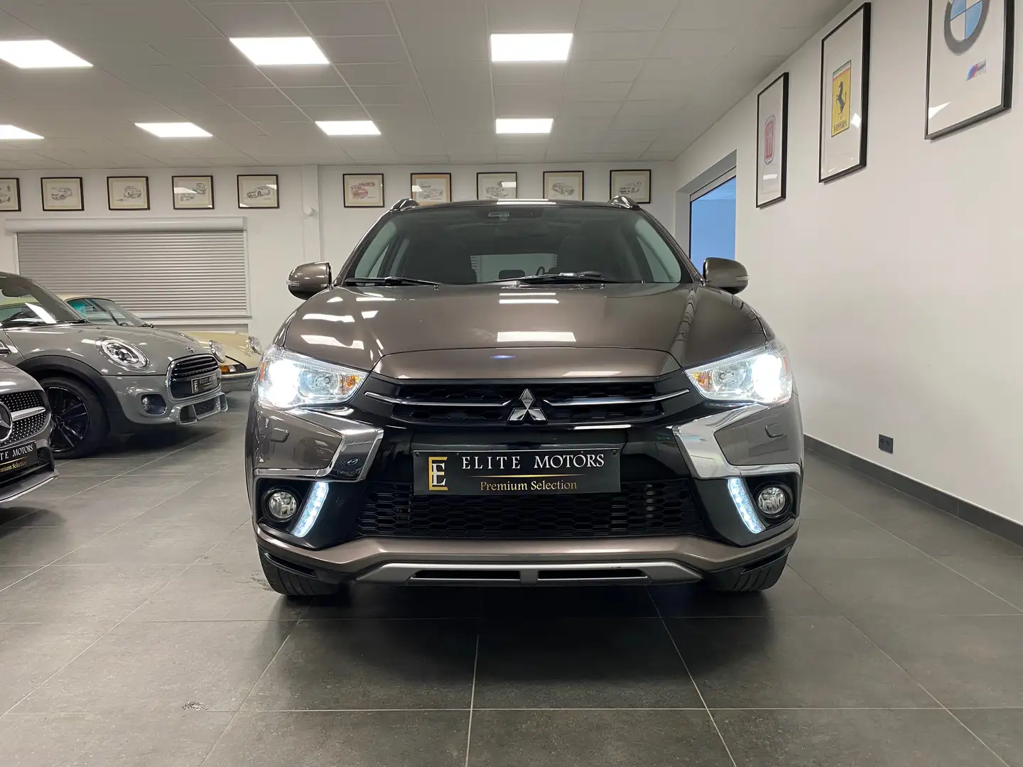 Mitsubishi ASX 1.6i 2WD Diamond Edition / 1erMAIN / FULL OPTION Сірий - 2